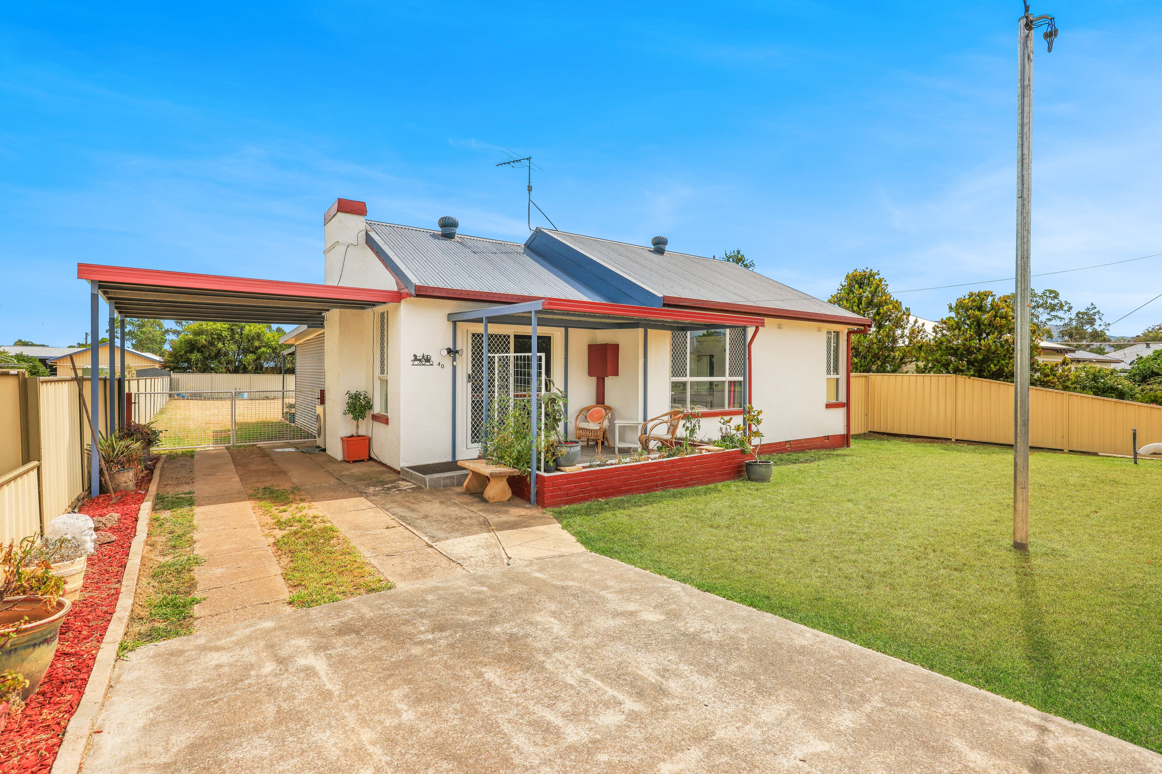 40 Vera Street, Tamworth NSW 2340
