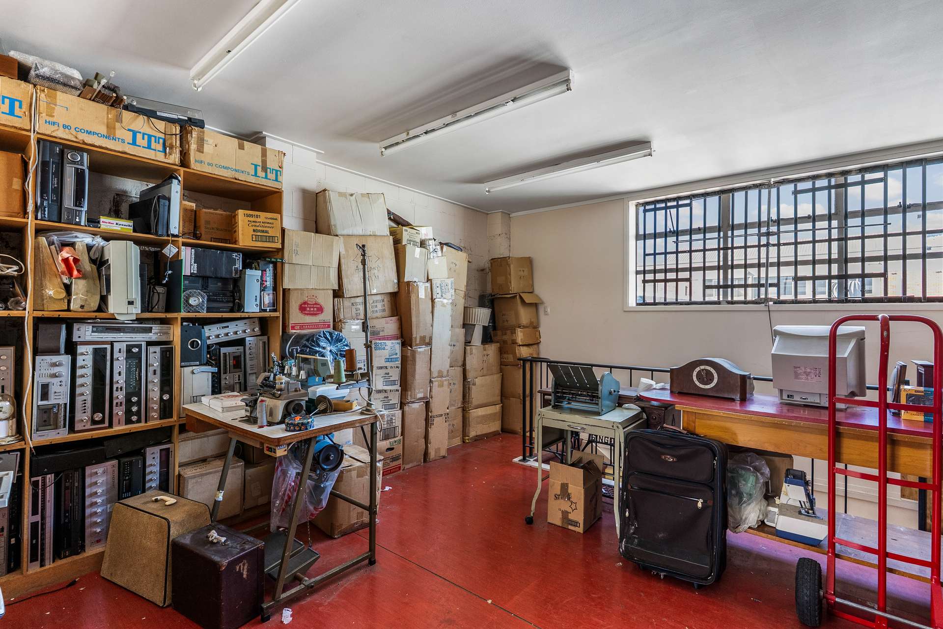 16 Hall Avenue photo 11