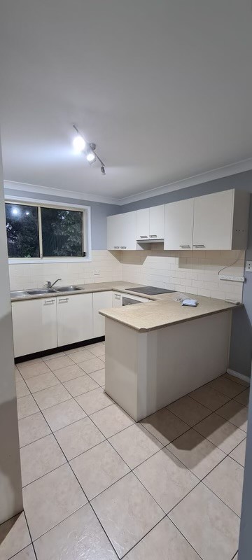 8/104-106 Metella Road, Toongabbie, NSW 2146