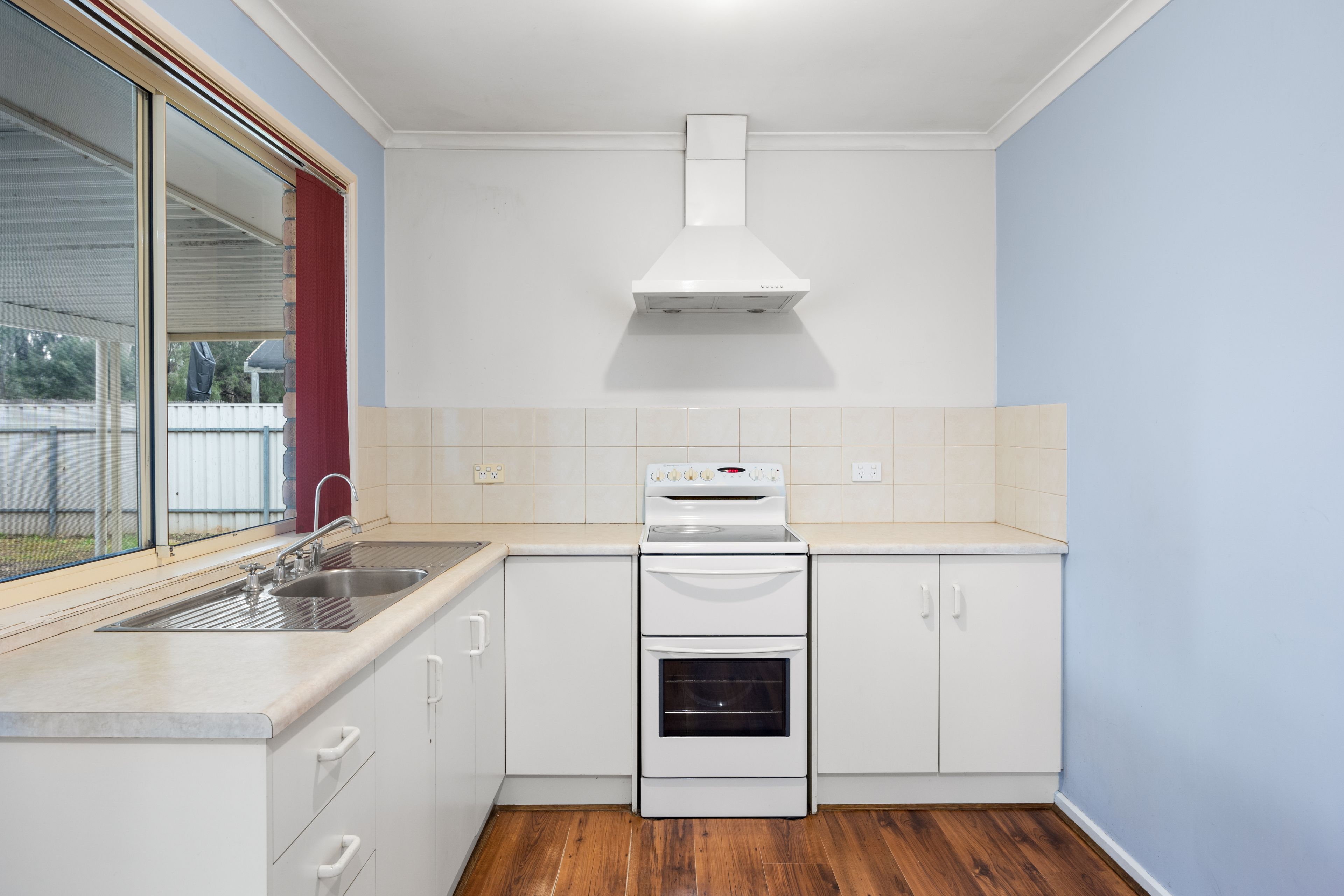 18 Crown Crescent — photo 6 of 15