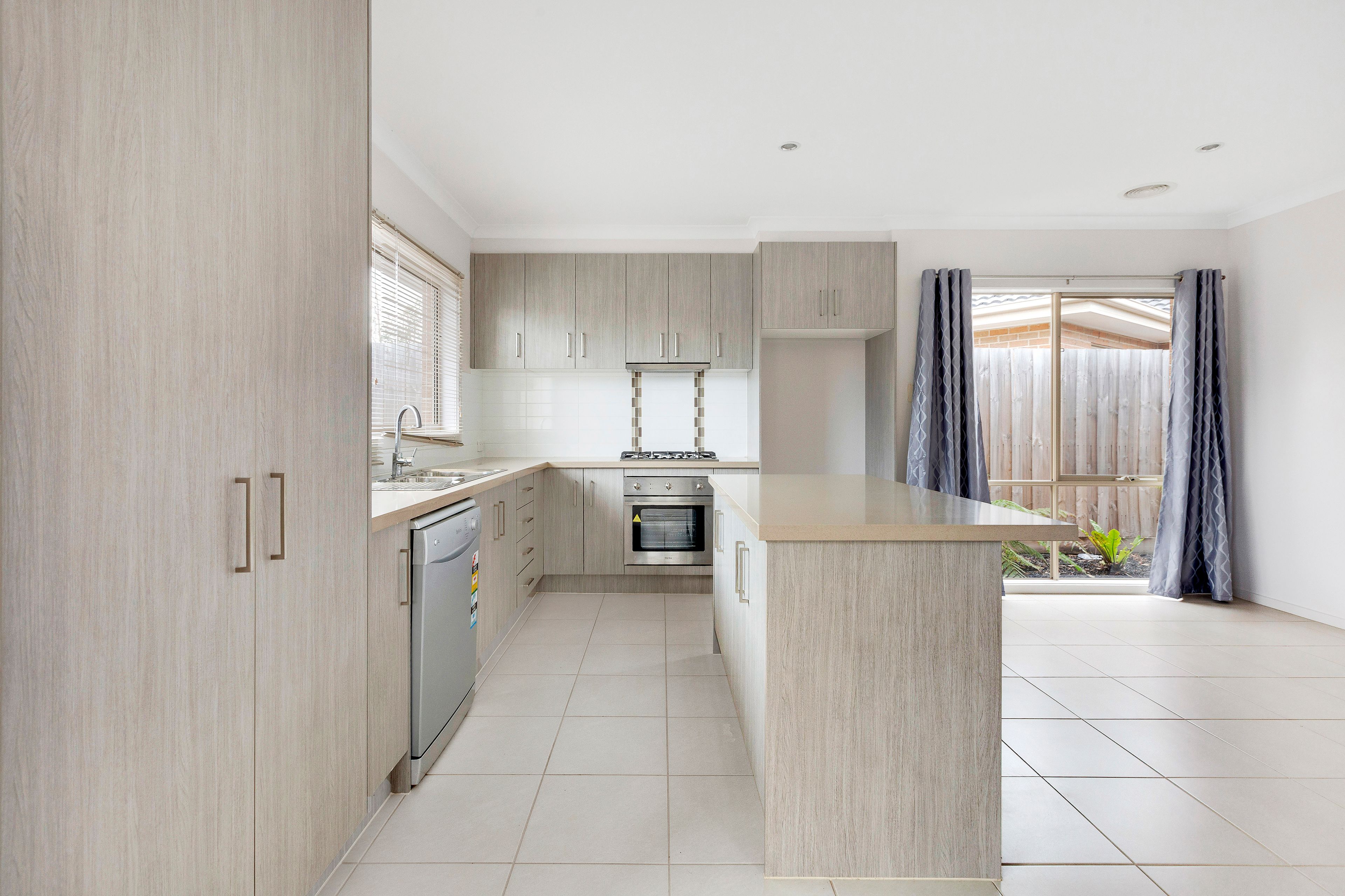 3/6 Karri Court, Frankston North, VIC 3200