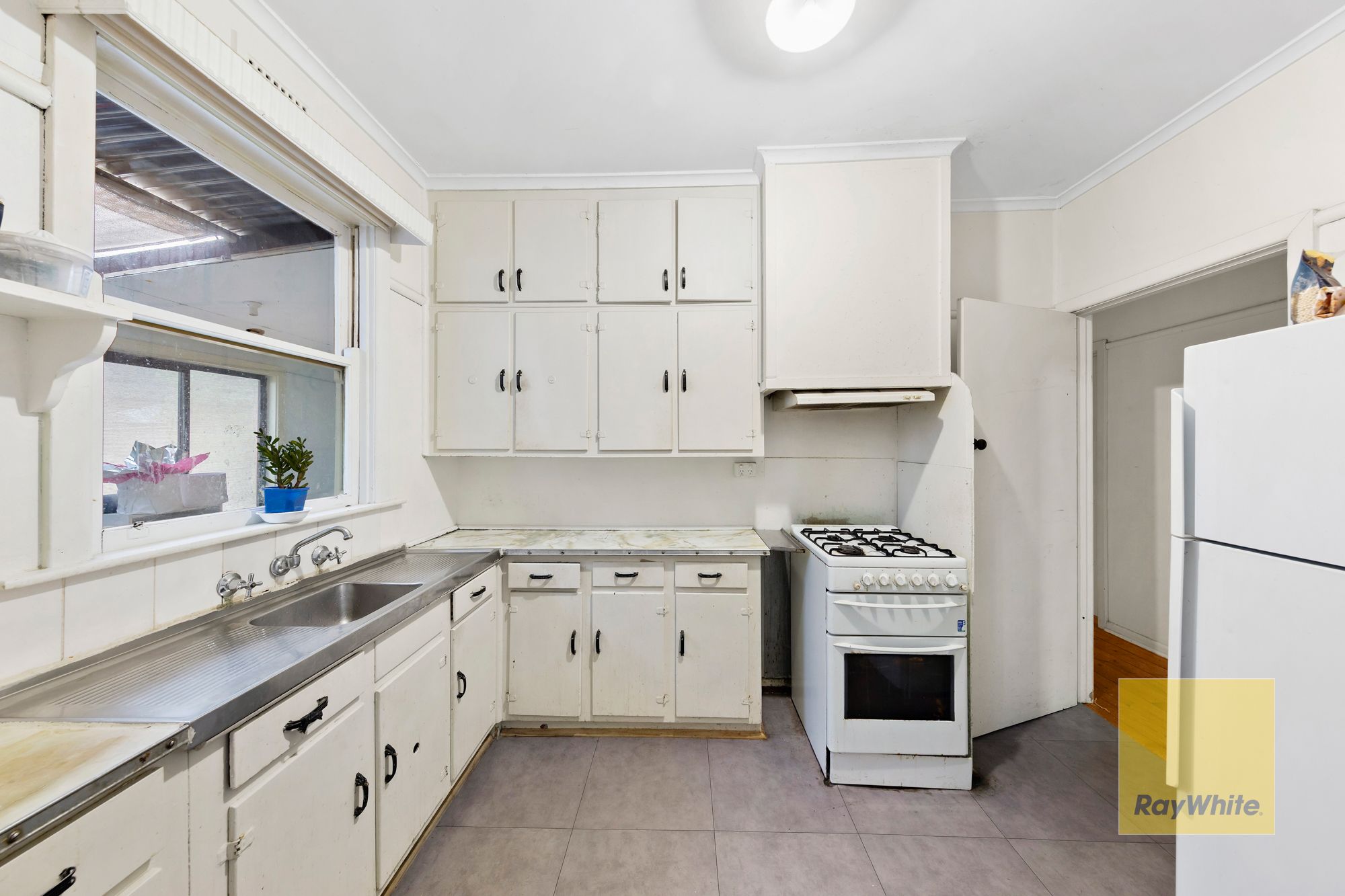 129 Station Road, Deer Park, VIC 3023