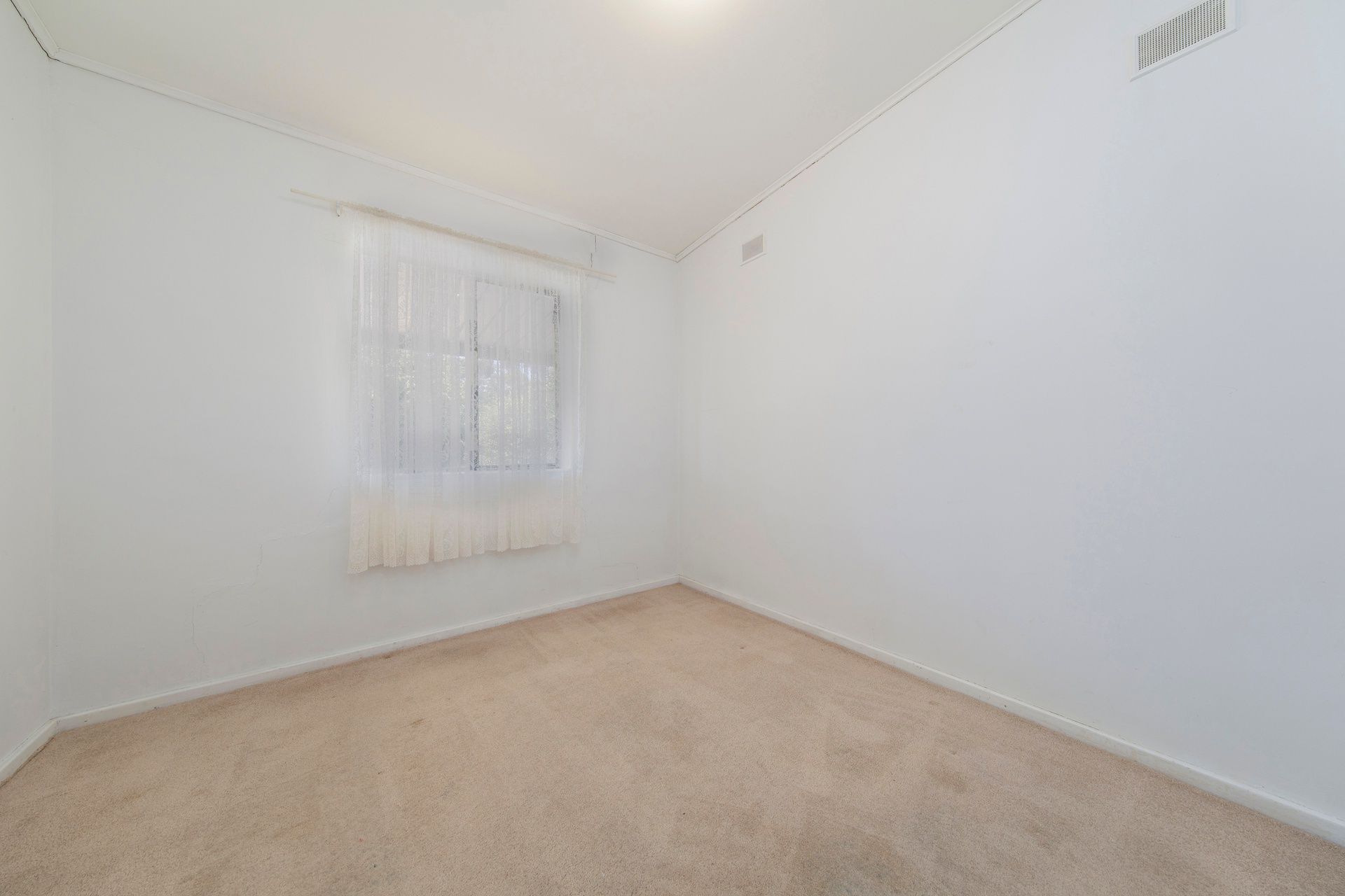 19 Theodore Street — photo 7 of 13