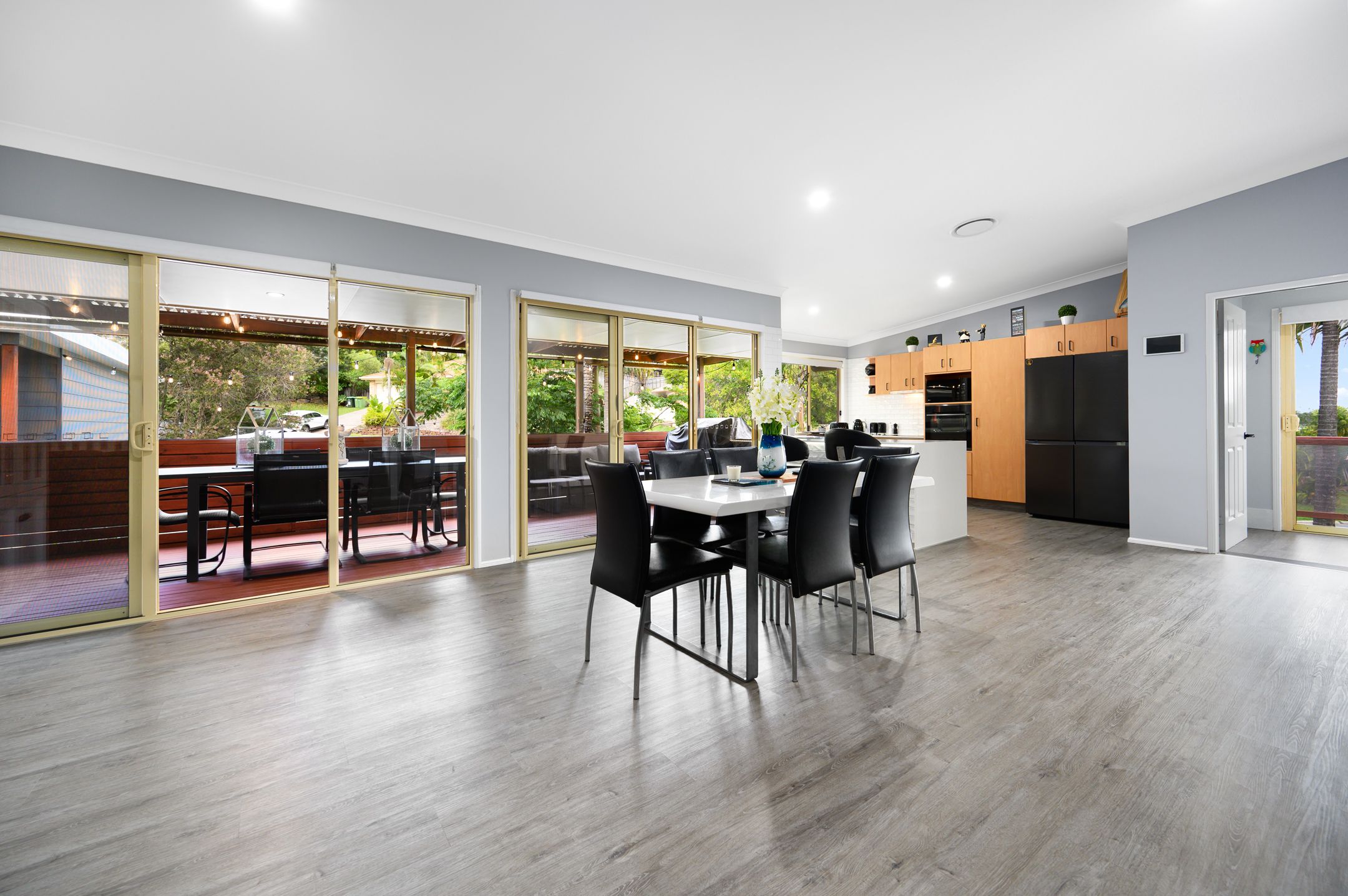 1 Pago Terrace, Pacific Pines, QLD 4211