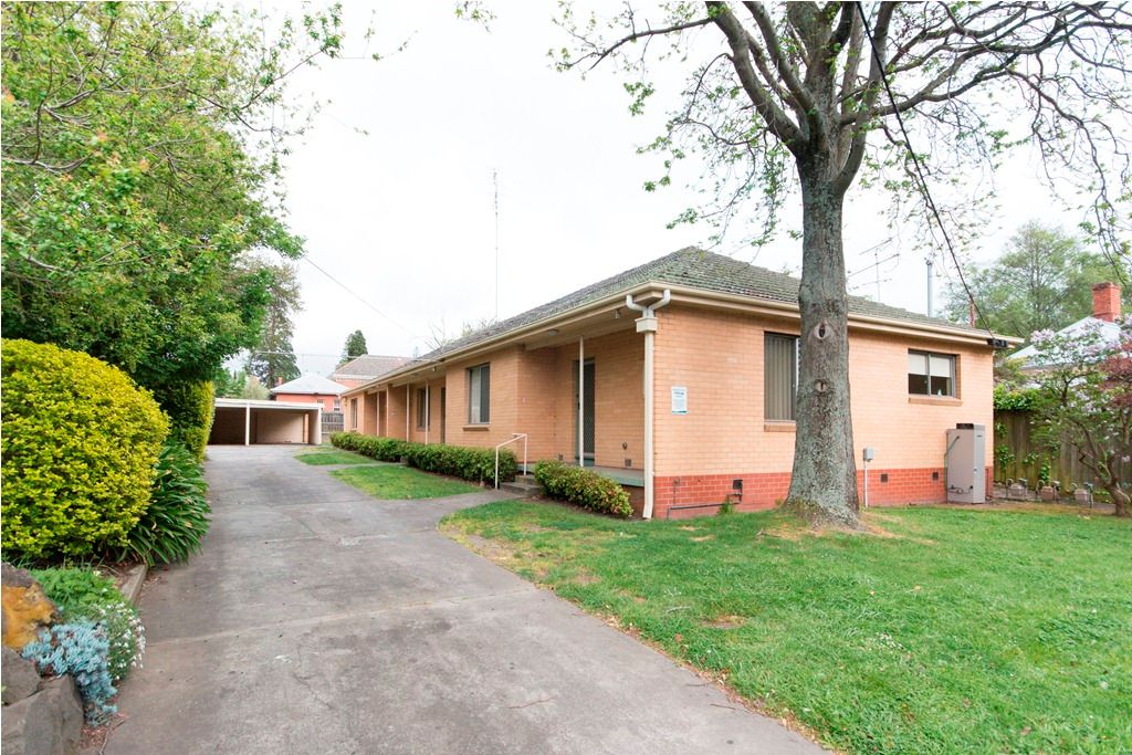 2/105 Drummond Street North, Ballarat Central, VIC 3350