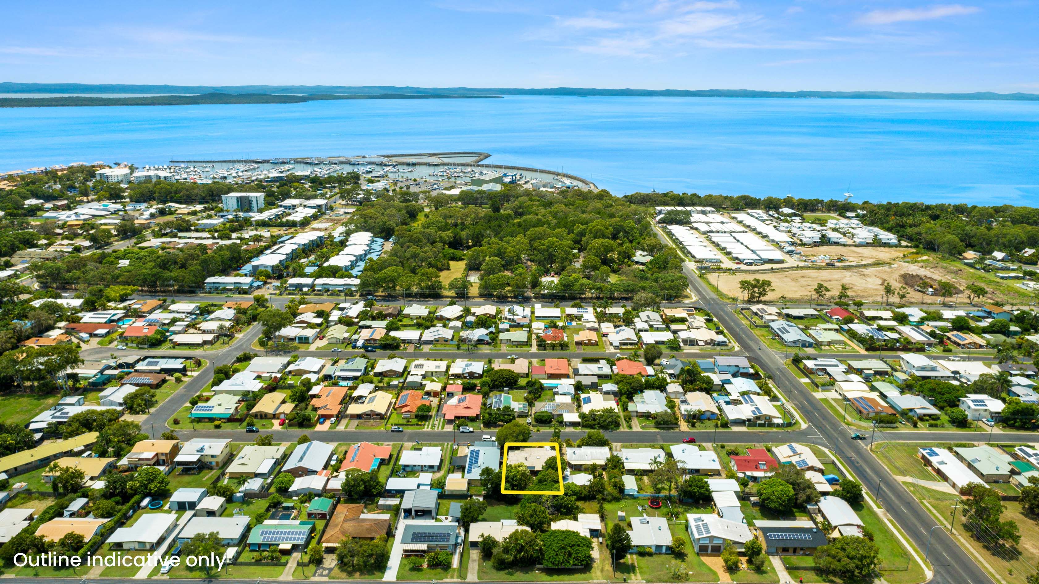 37 Limpus Street, Urangan, QLD 4655