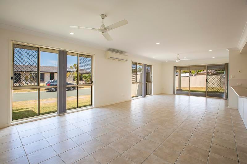 15 Kingsford Drive, Upper Coomera, QLD 4209
