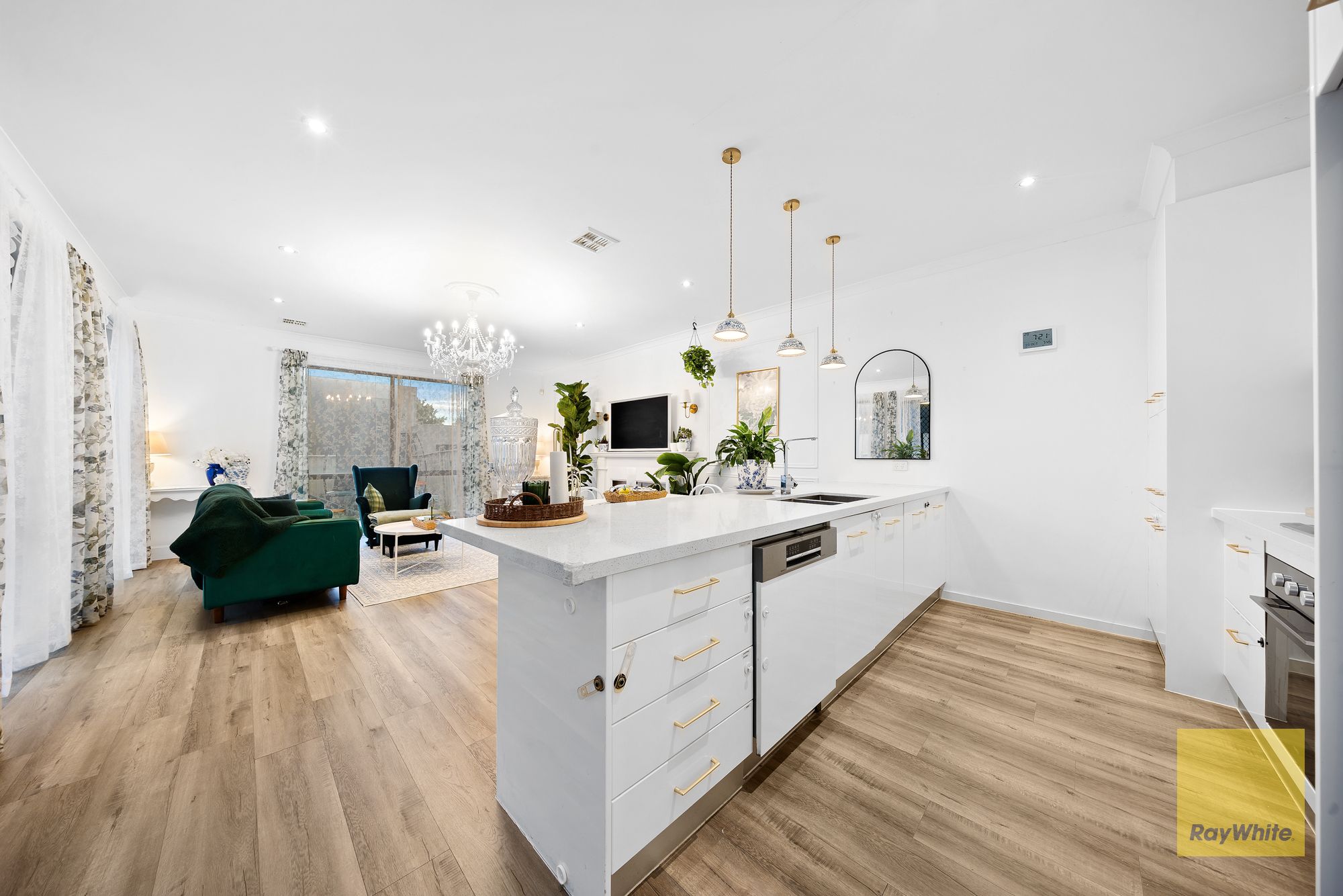 82 Signature Boulevard — photo 10 of 30