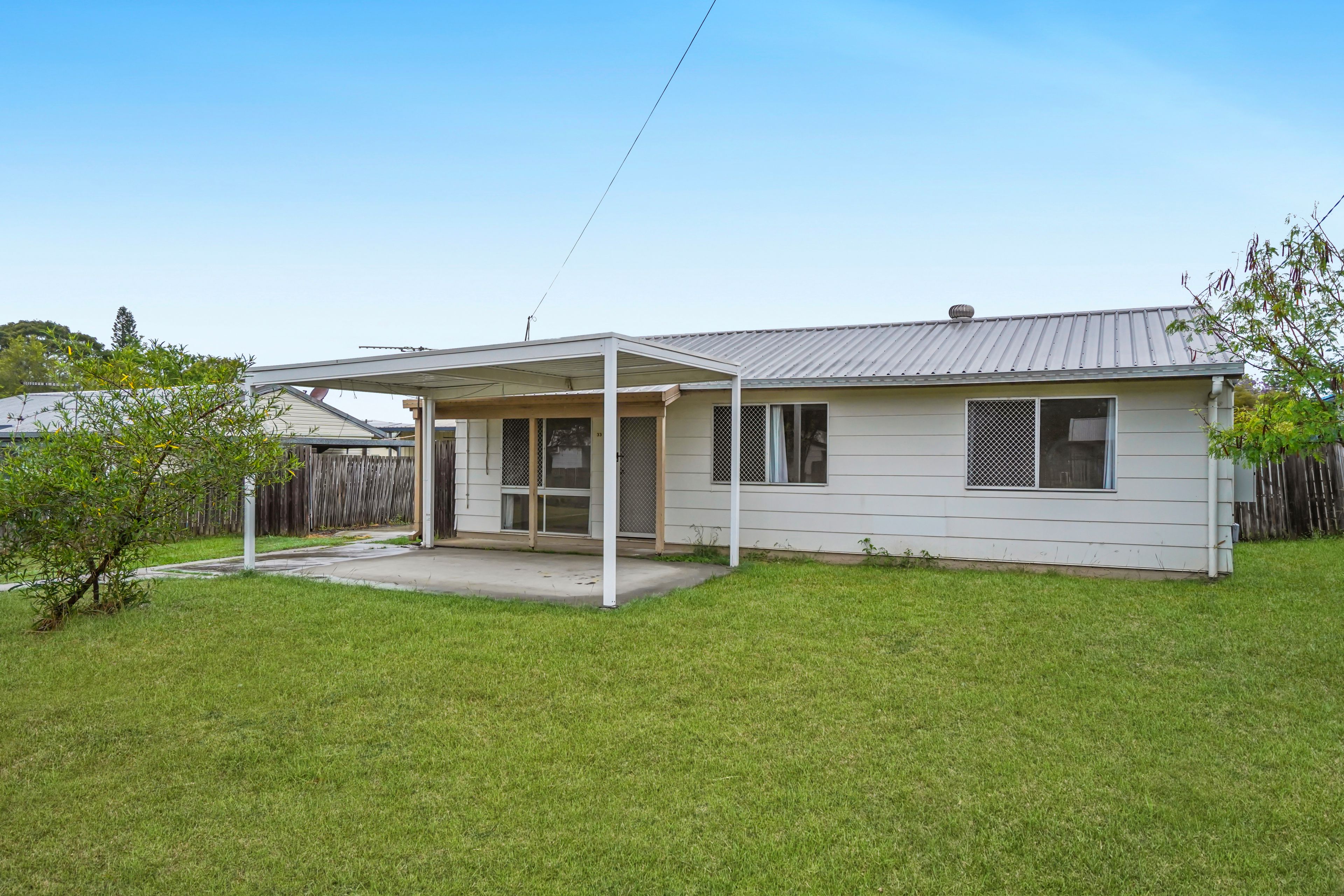 33 Phyllis Street, Eastern Heights, QLD 4305