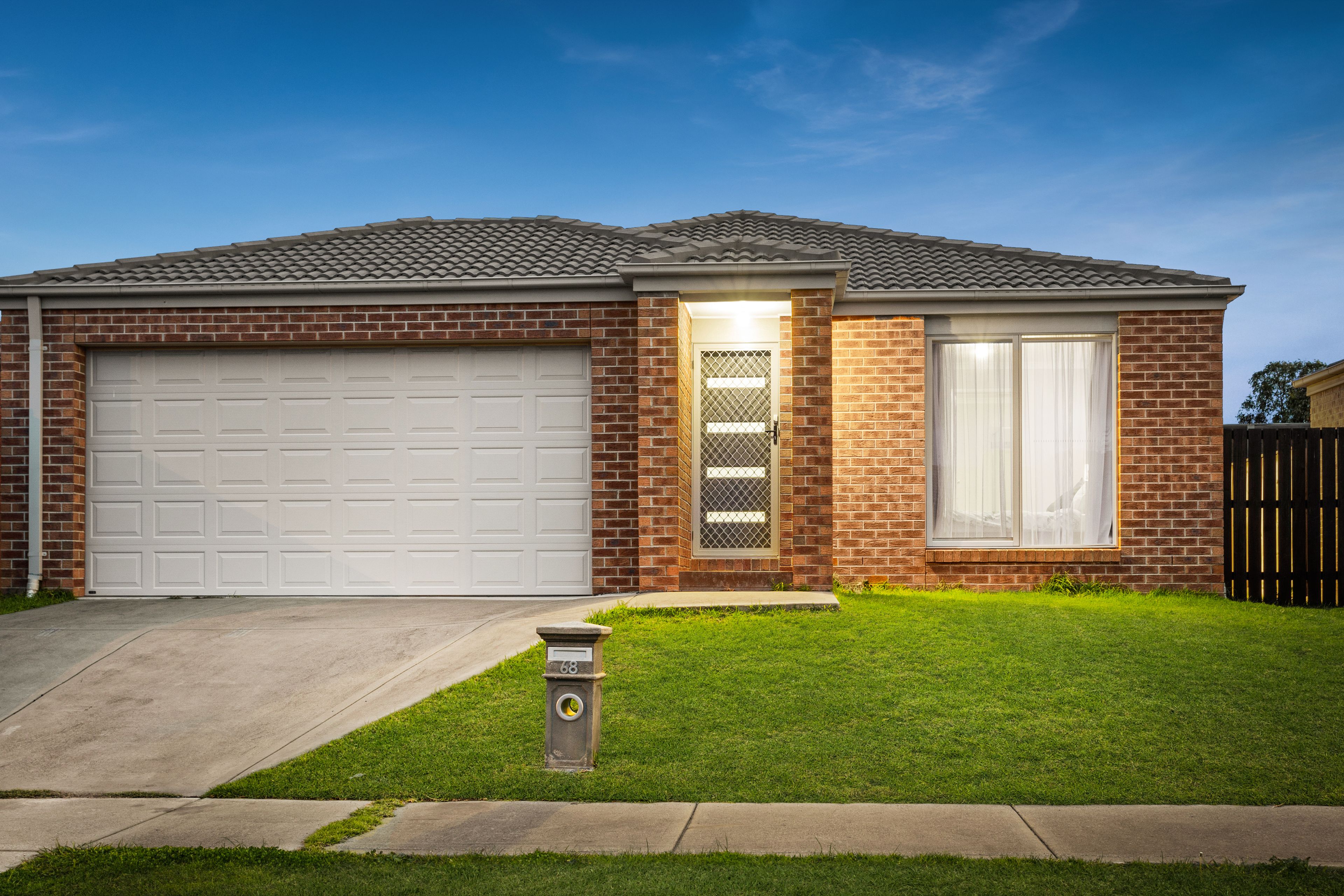 68 Greendale Boulevard, Pakenham, VIC 3810