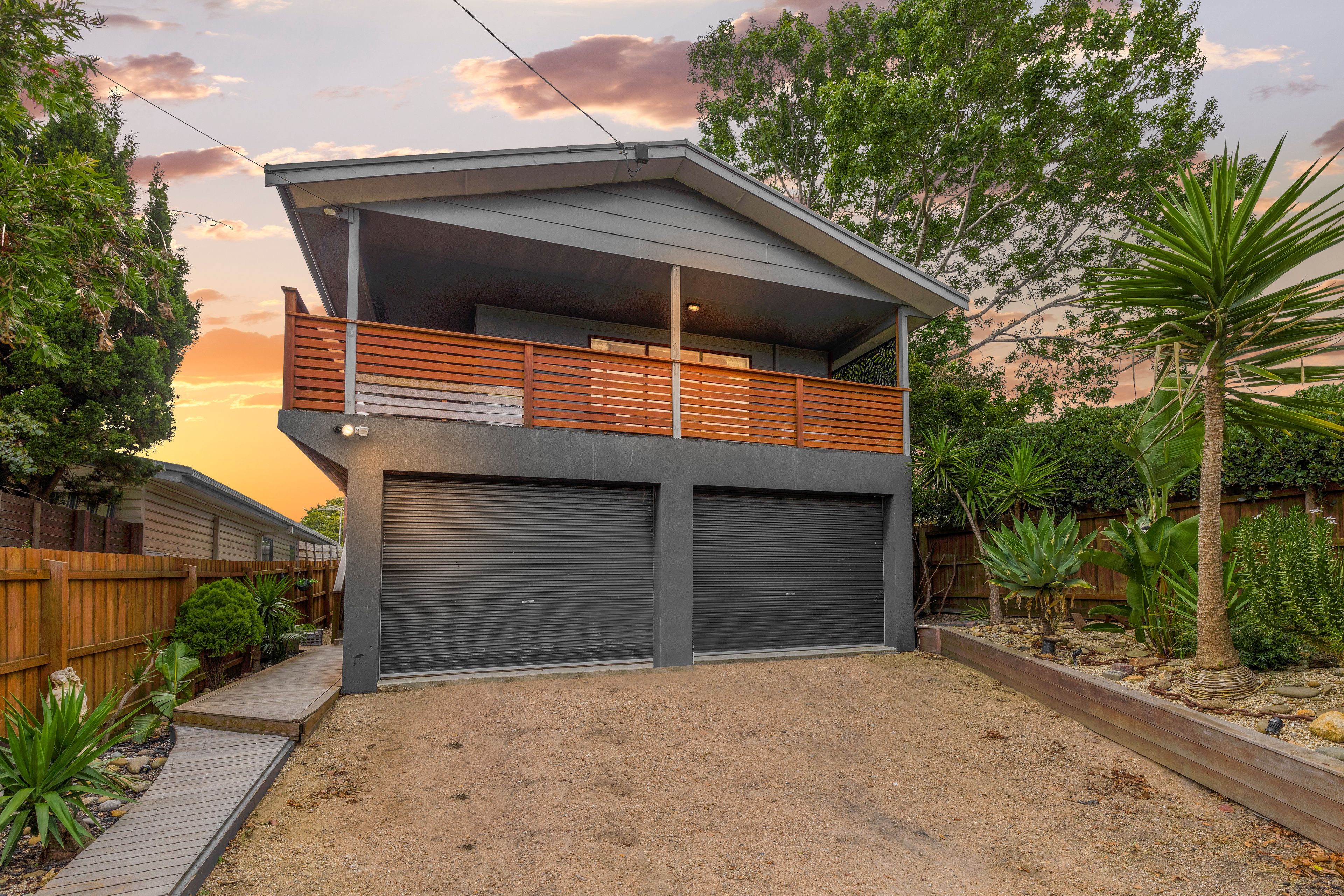 107 Seventh Avenue, Rosebud VIC 3939