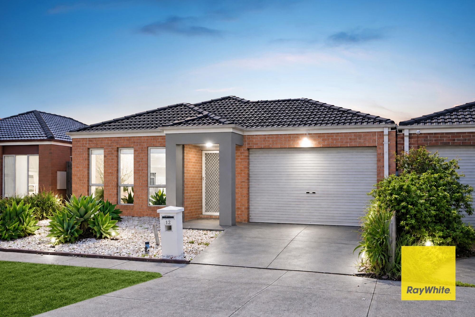 12 Tony Drive, Truganina, VIC 3029