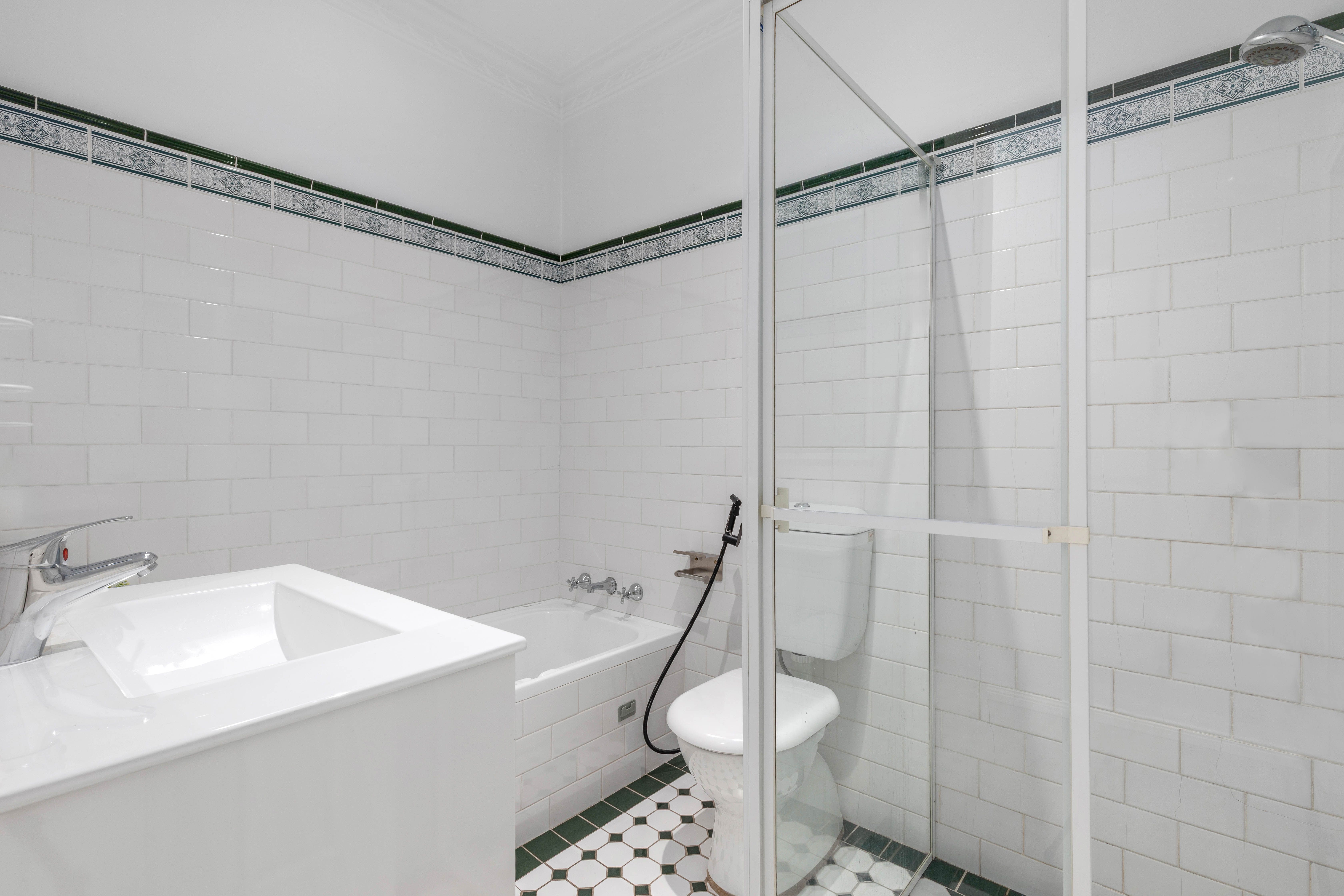 4/122-124 West Botany Street — photo 9 of 13