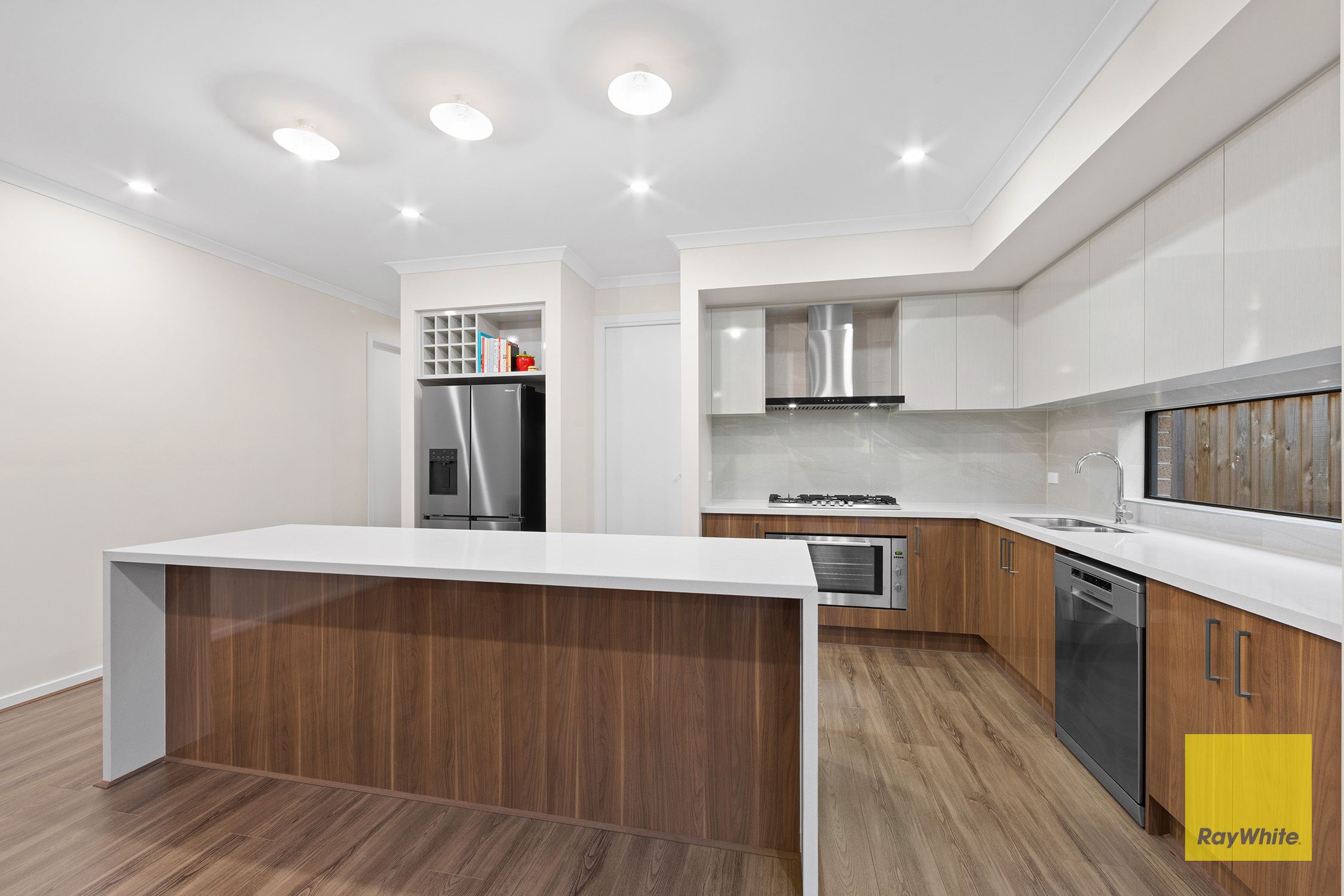 11 Burridge Street — photo 4 of 20