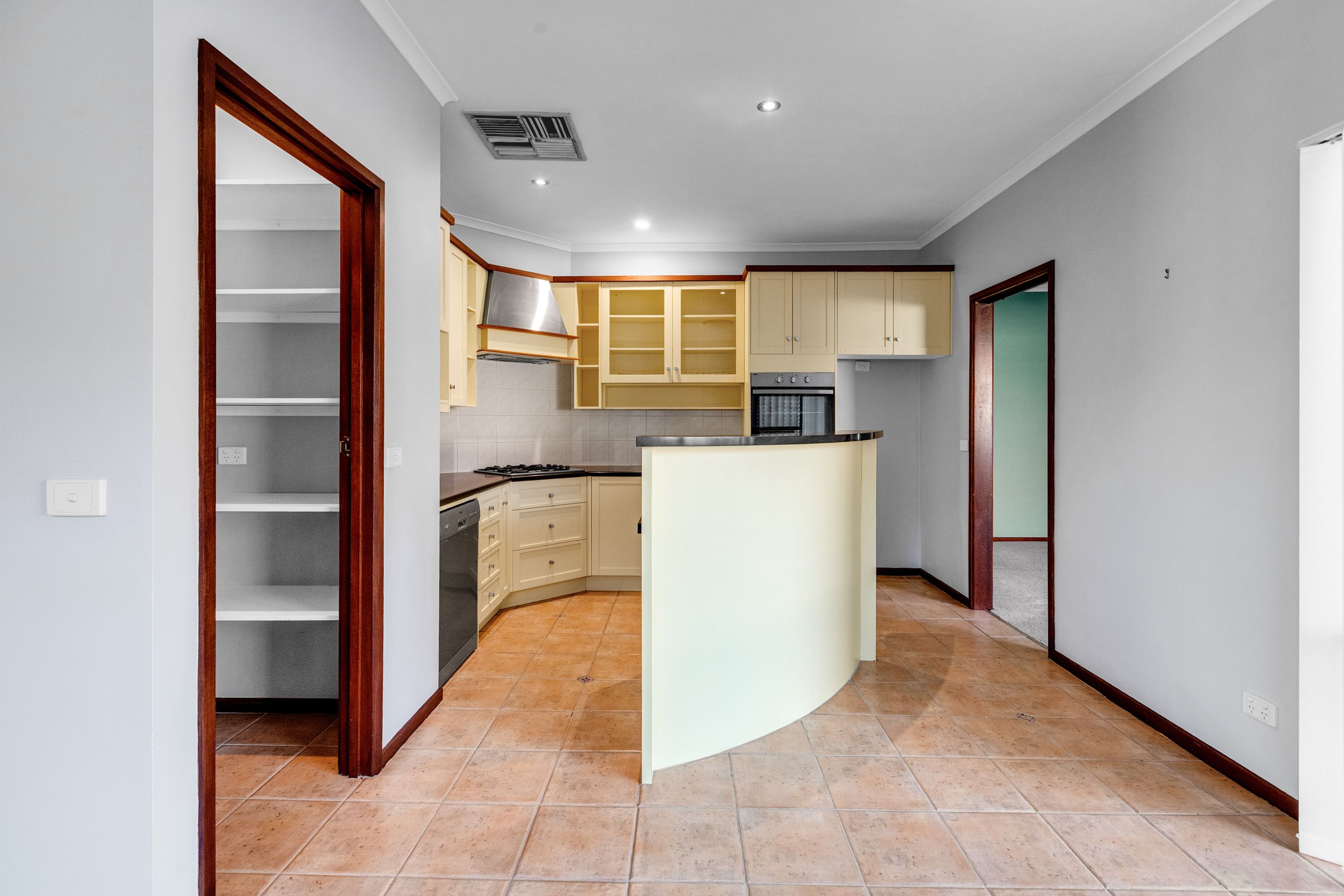 199 Walnut Avenue — photo 9 of 21