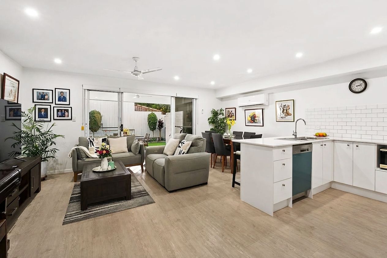 22/29 Henderson Road — photo 4 of 17