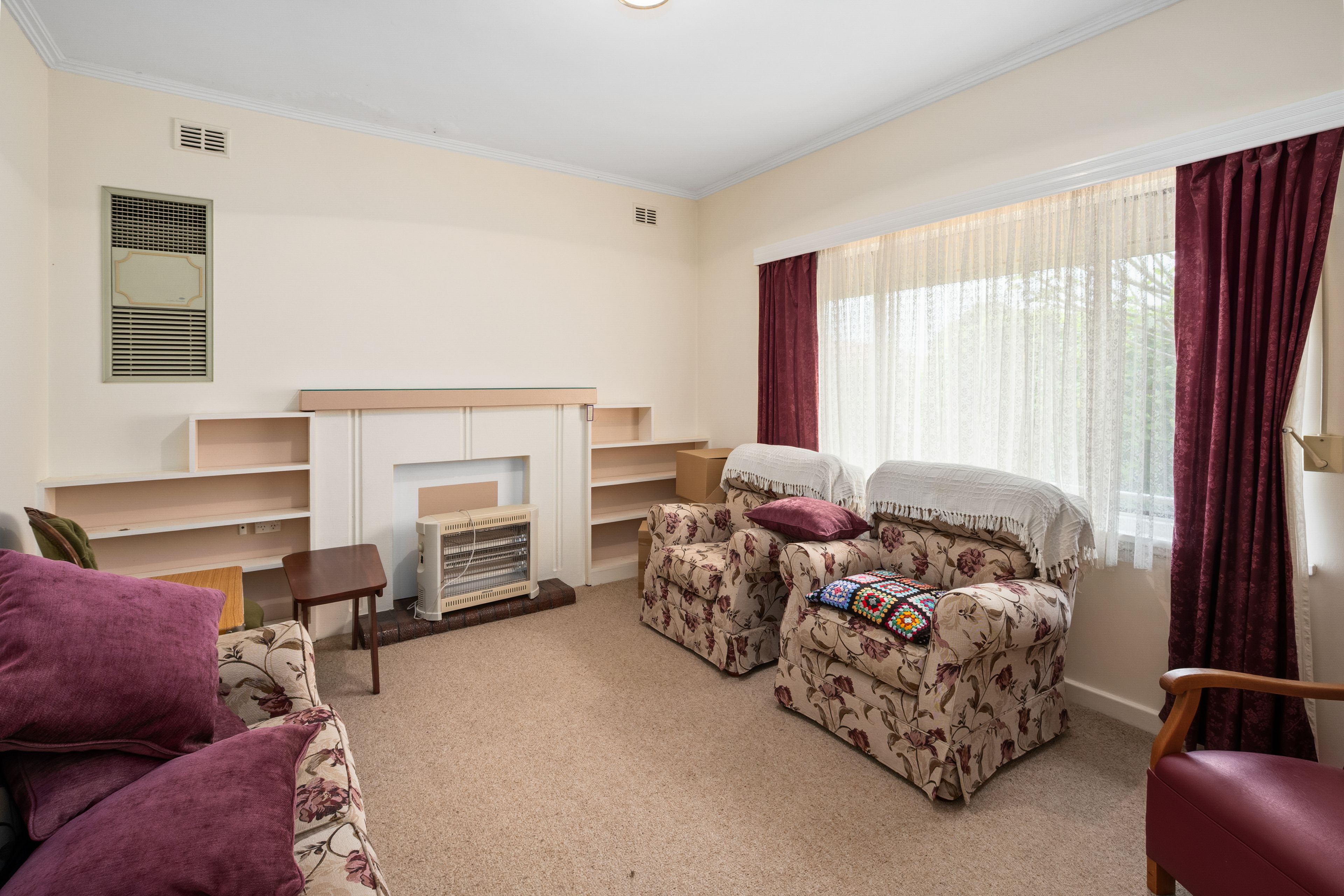 16 Bignell Street — photo 2 of 10