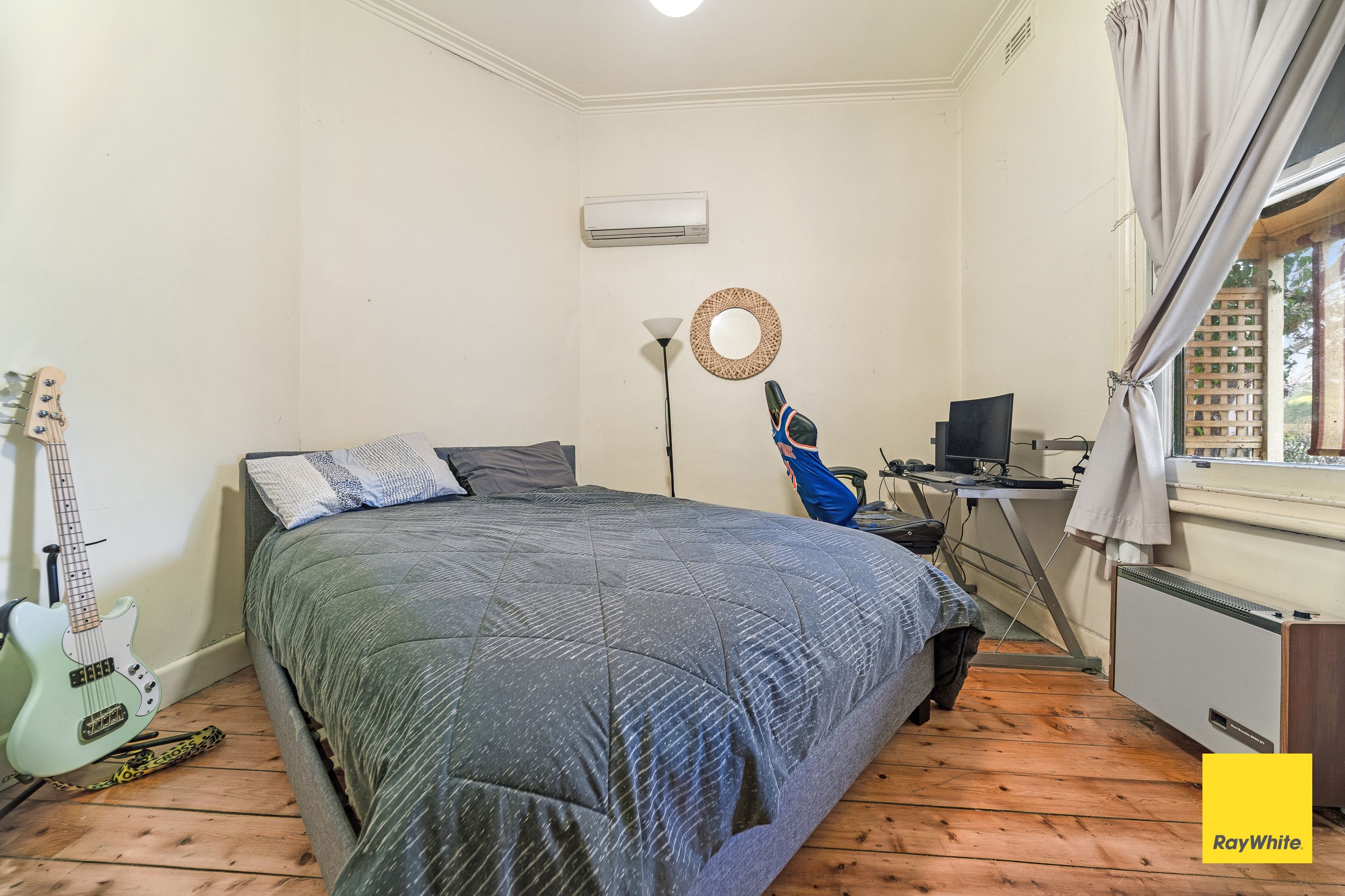33 Lucan Street — photo 7 of 16