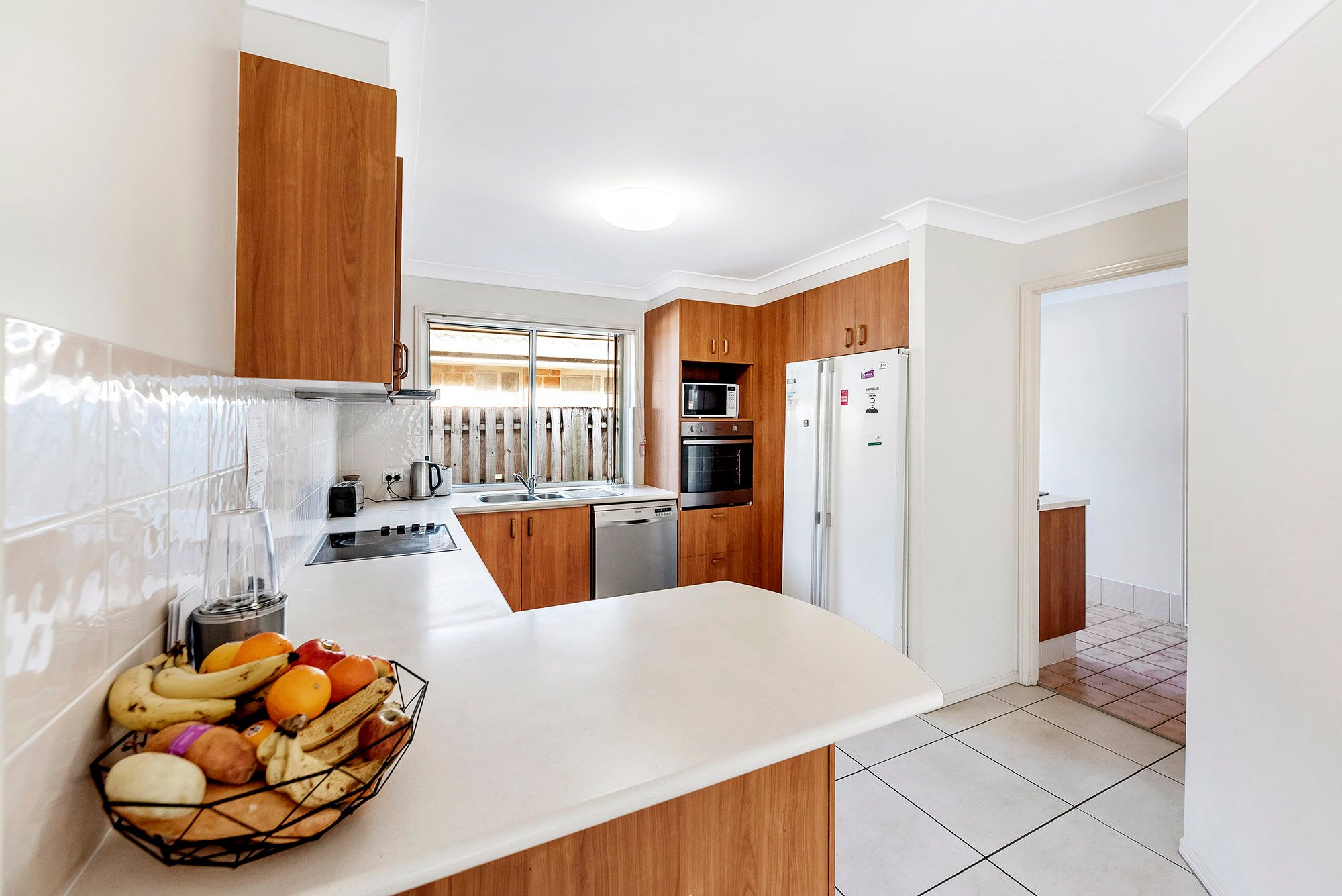6 Yamie Avenue, Varsity Lakes, QLD 4227