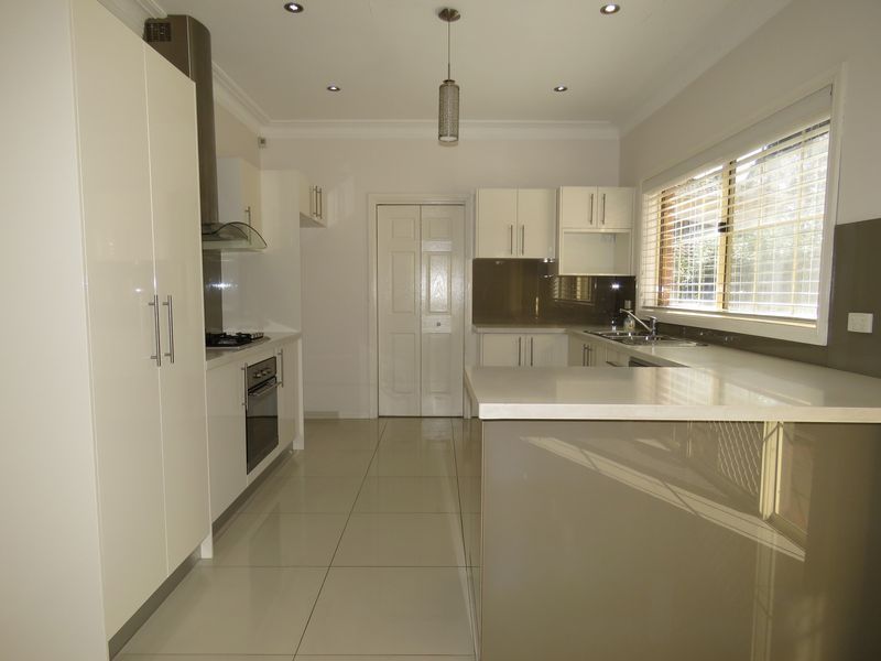 22 Thomas Wilkinson Avenue, Dural, NSW 2158