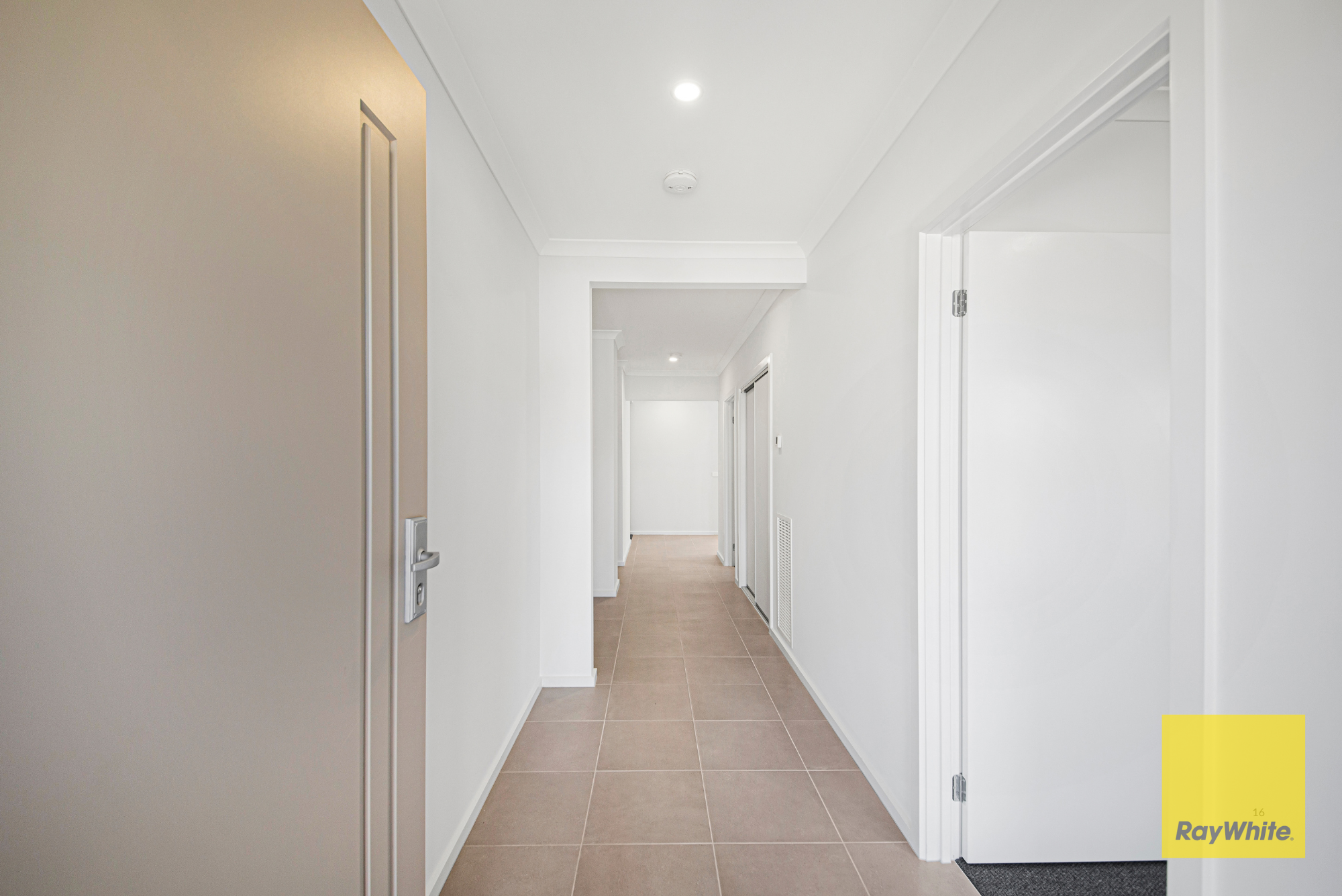 62 Danube Road — photo 7 of 18