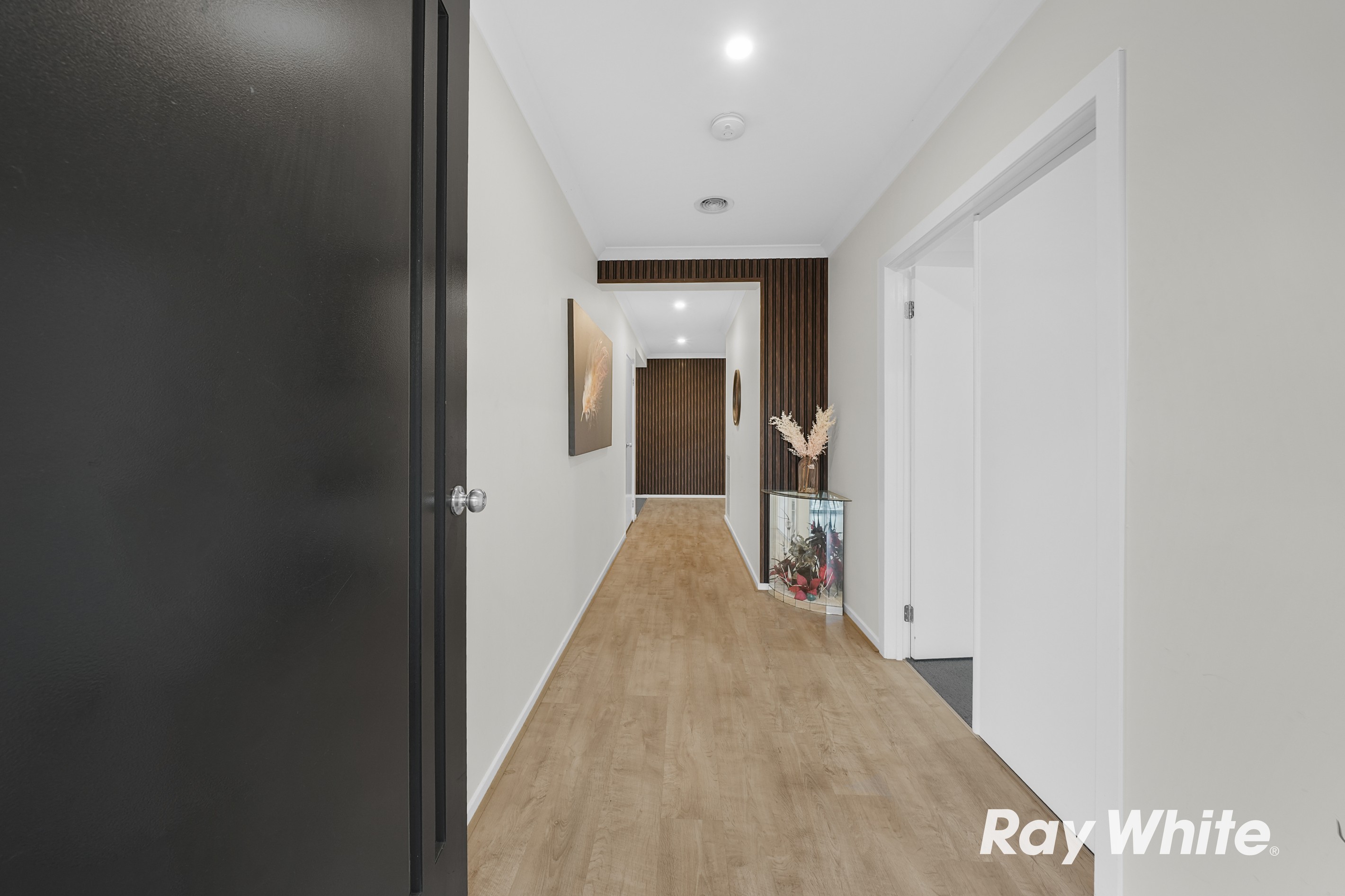 19 Ashbourne Boulevard, Donnybrook, VIC 3064