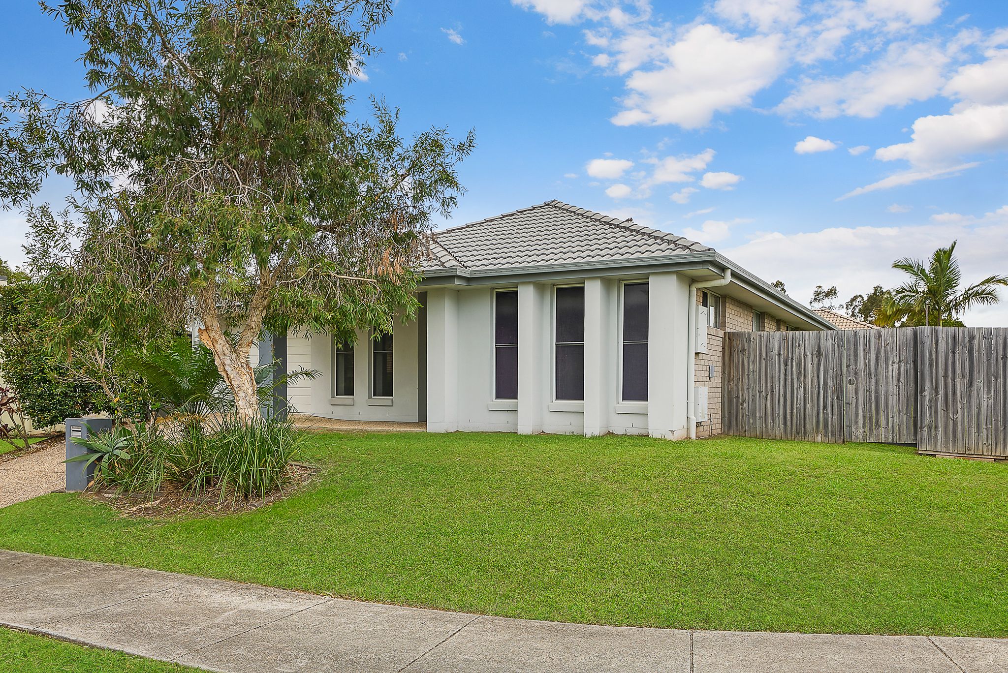 33 Melville Parade, North Lakes, QLD 4509