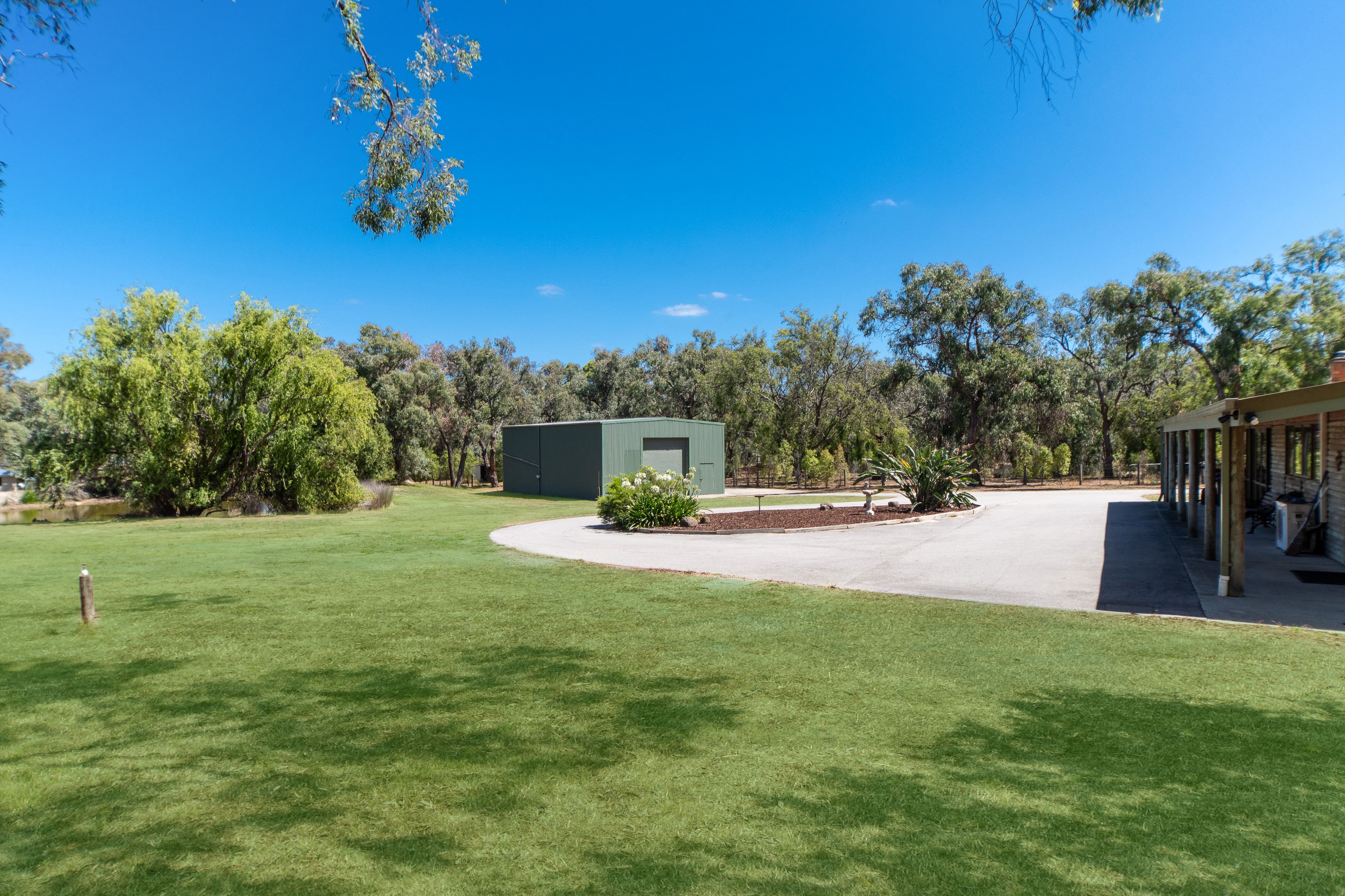 20 Bellbird Court — photo 3 of 29