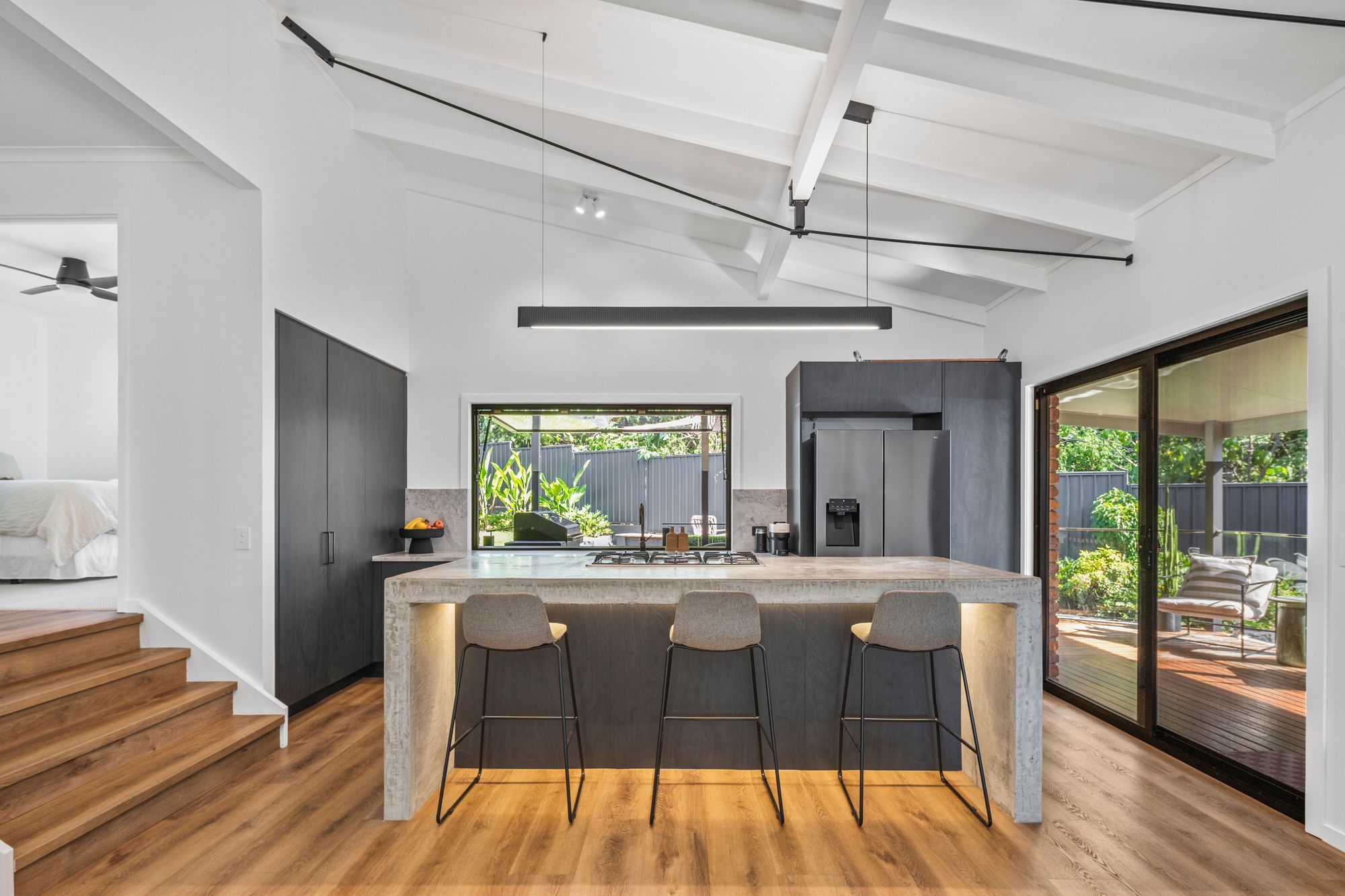 34 Whitian Drive, Carrara, QLD 4211