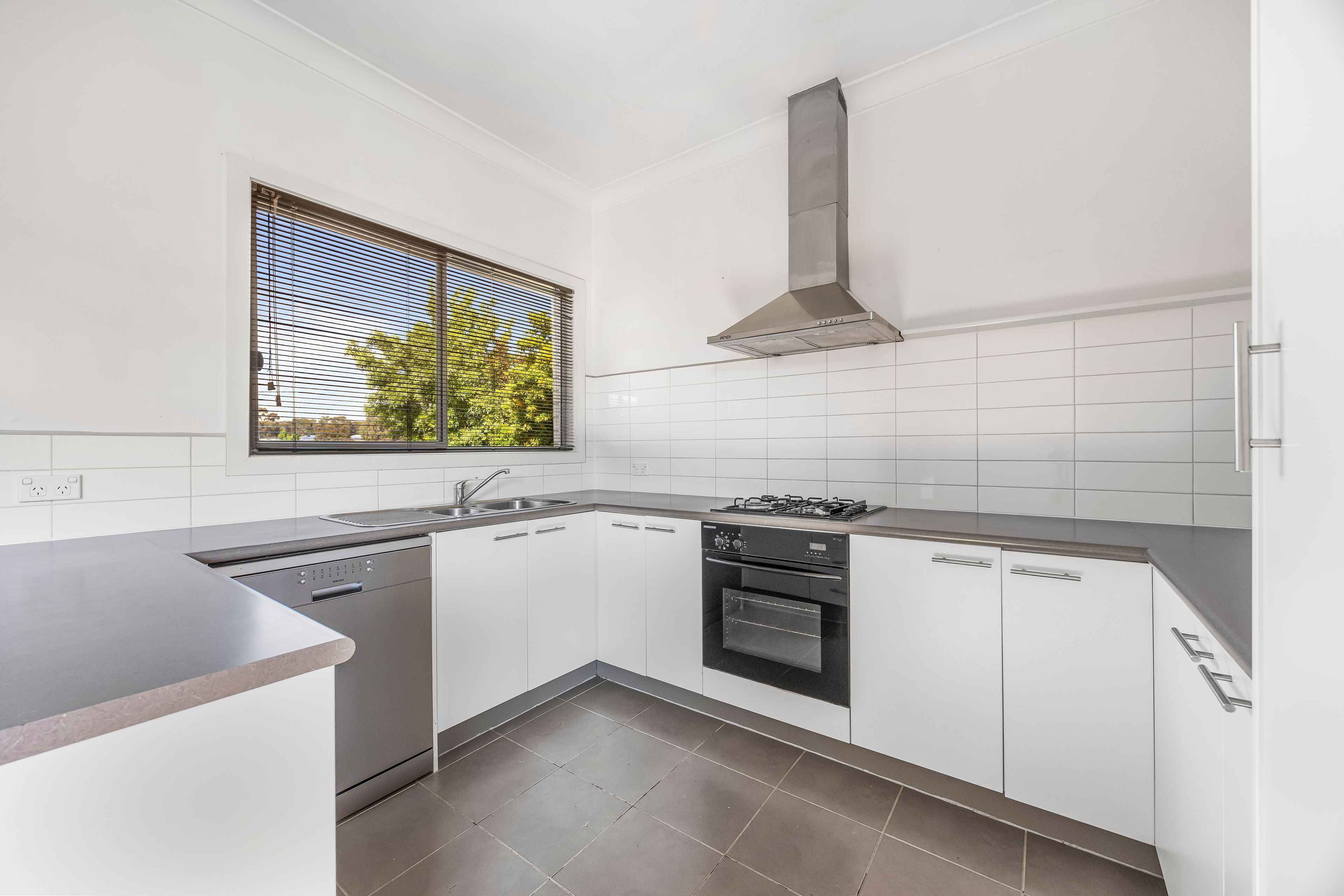 8 Eyre Street, Ararat, VIC 3377