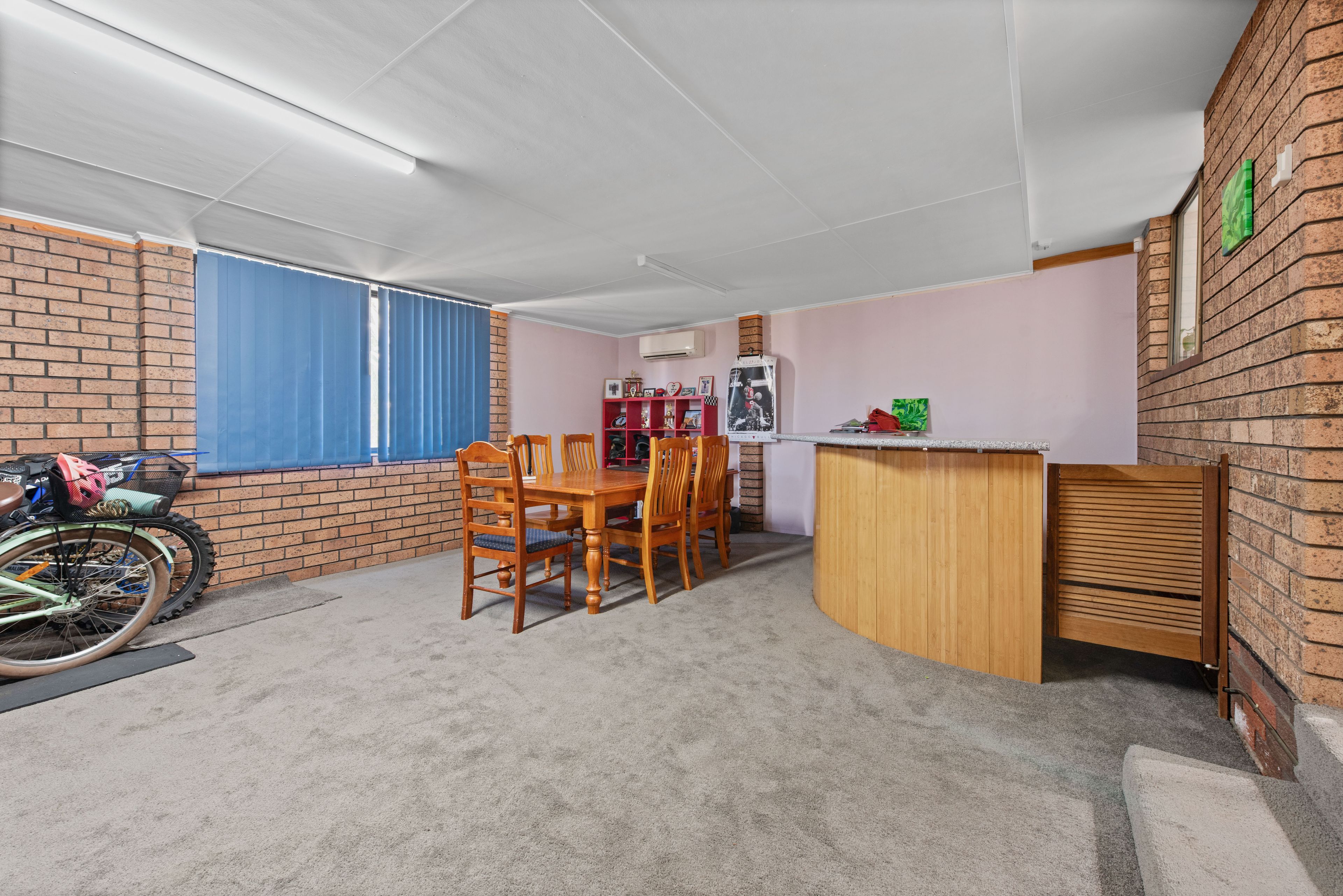 11 Osborne Street — photo 7 of 20
