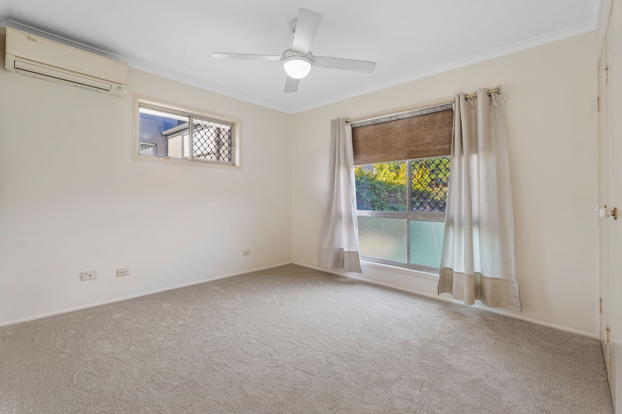 14 Phaius Street — photo 3 of 24