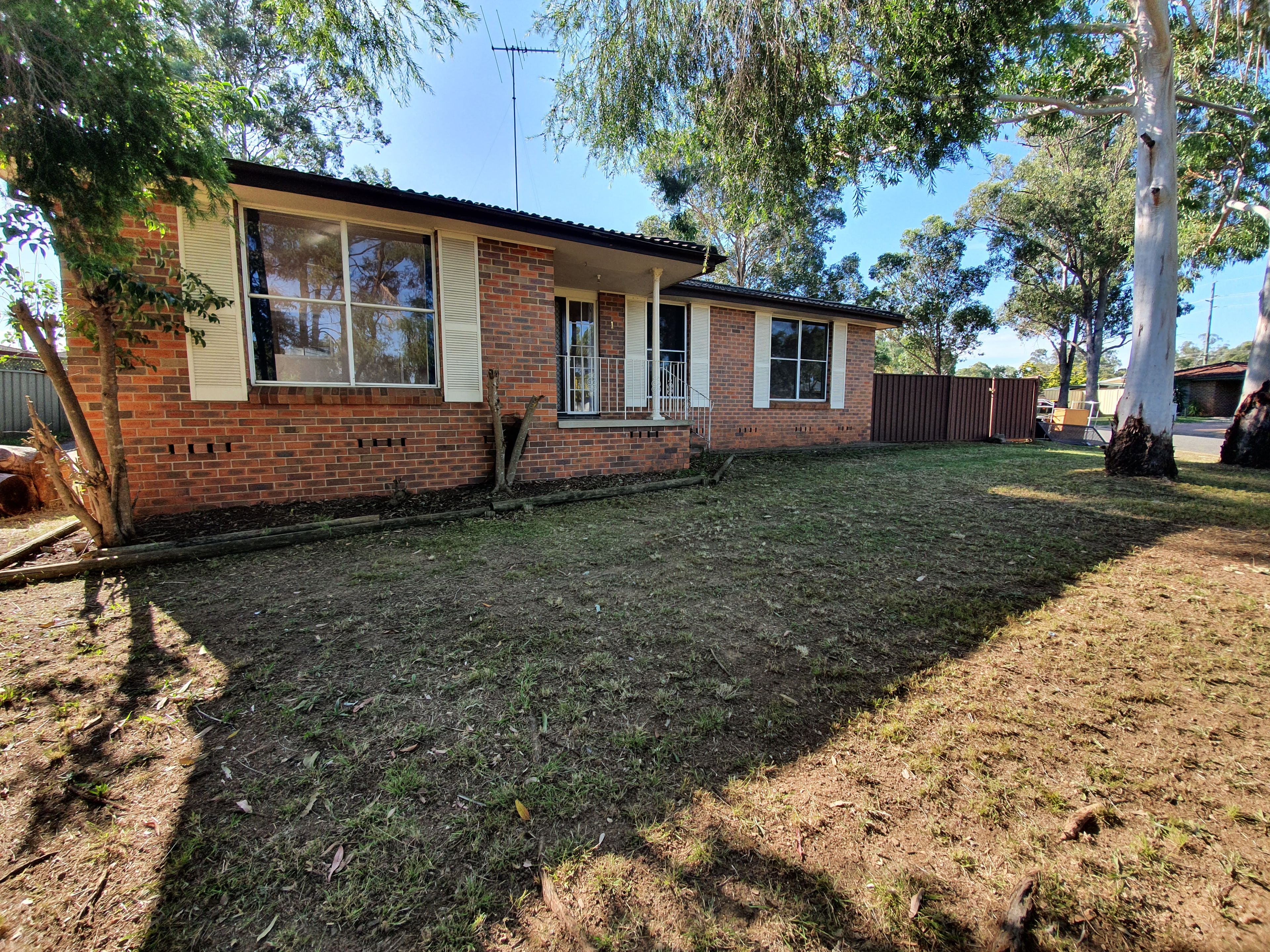 1 Stringybark Avenue, Cranebrook, NSW 2749
