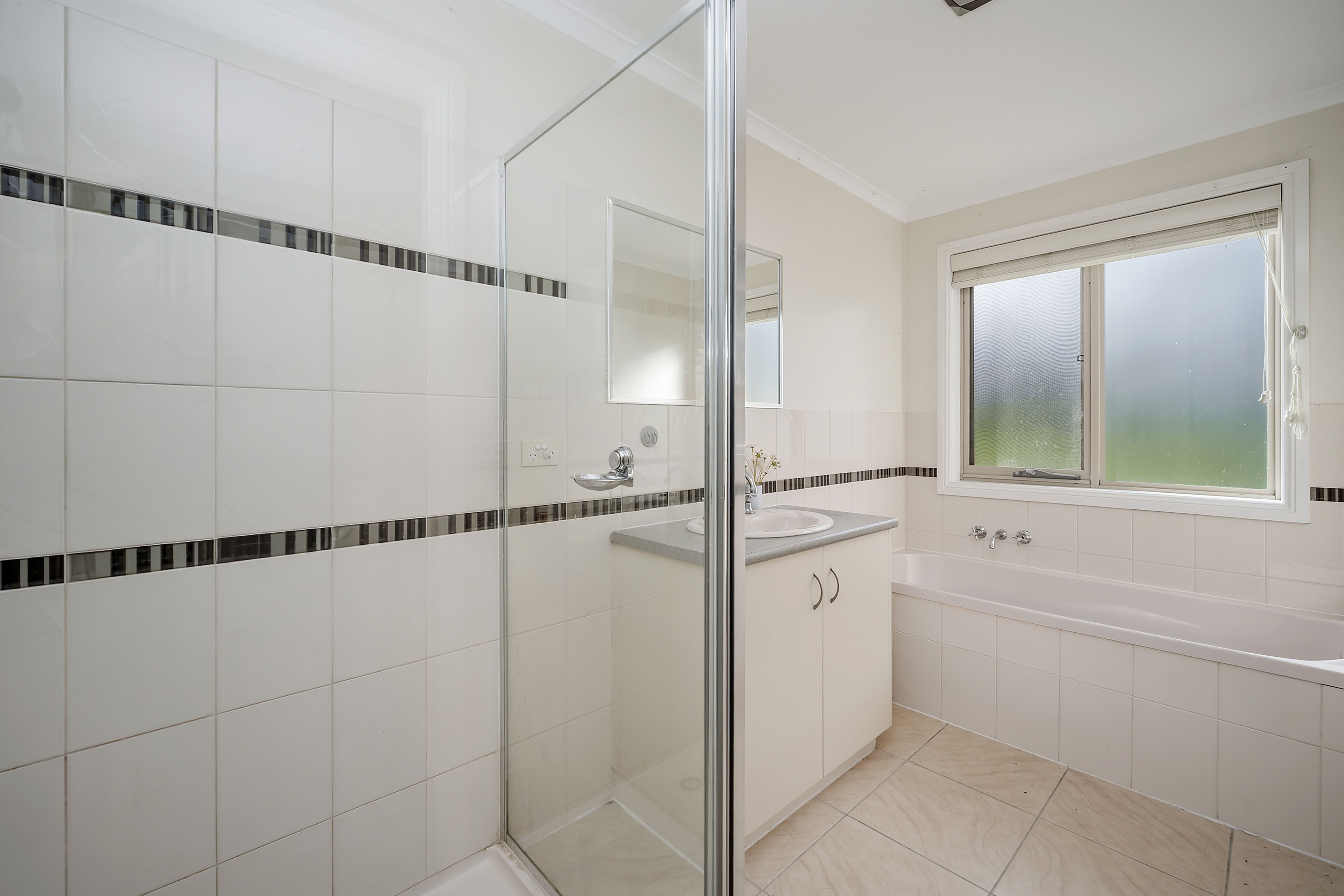 30 Woodward Street — photo 10 of 14