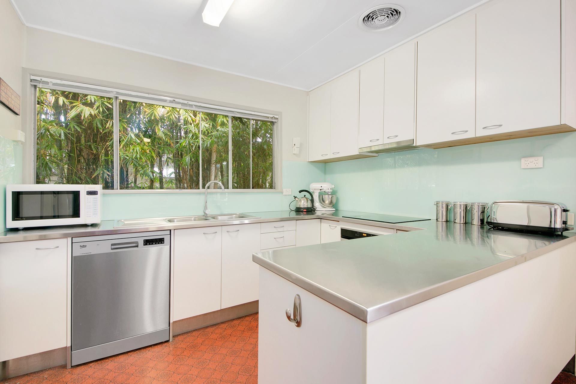 4 Canfield Street, Nathan, QLD 4111