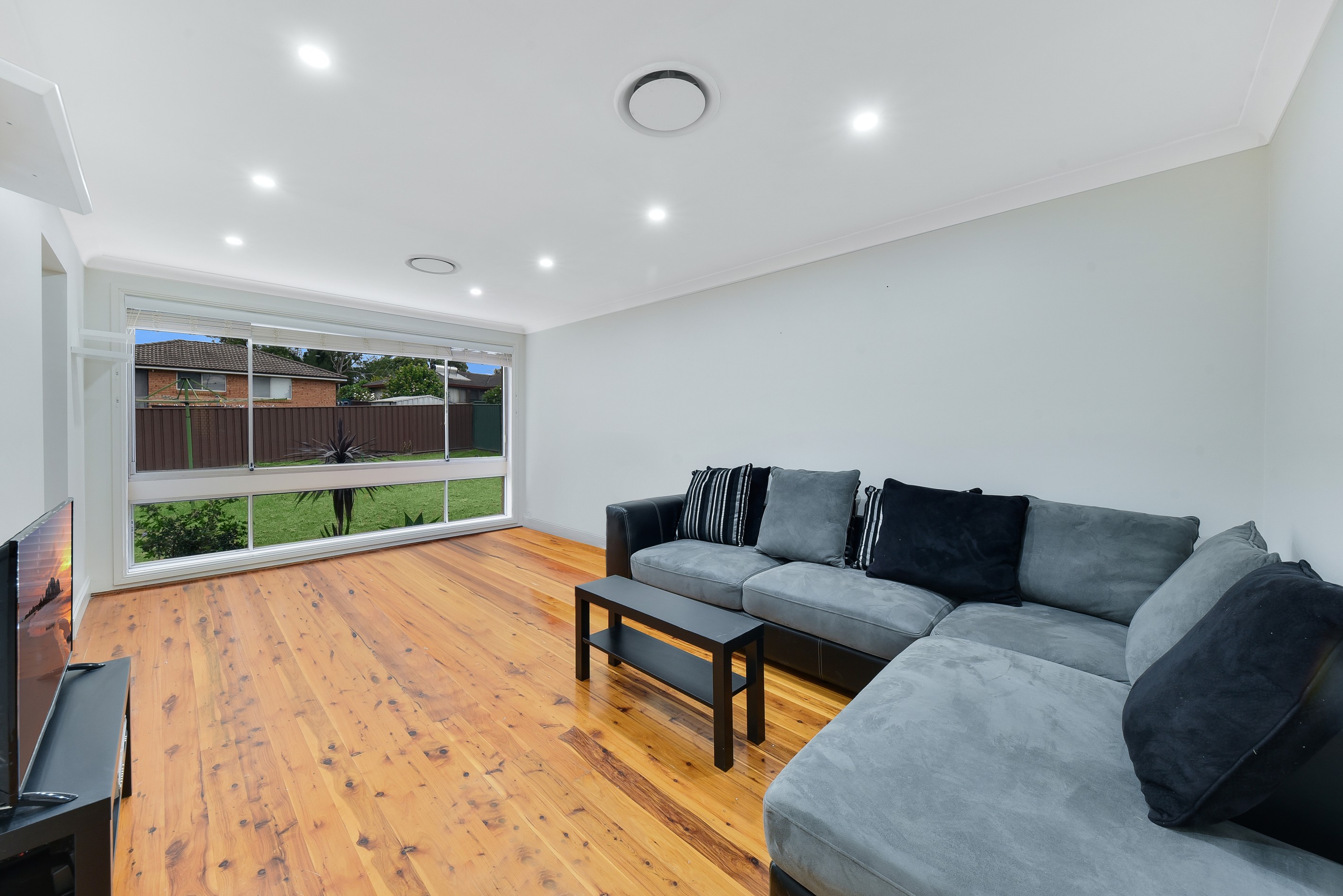 1 Ocean Place, Woodbine, NSW 2560