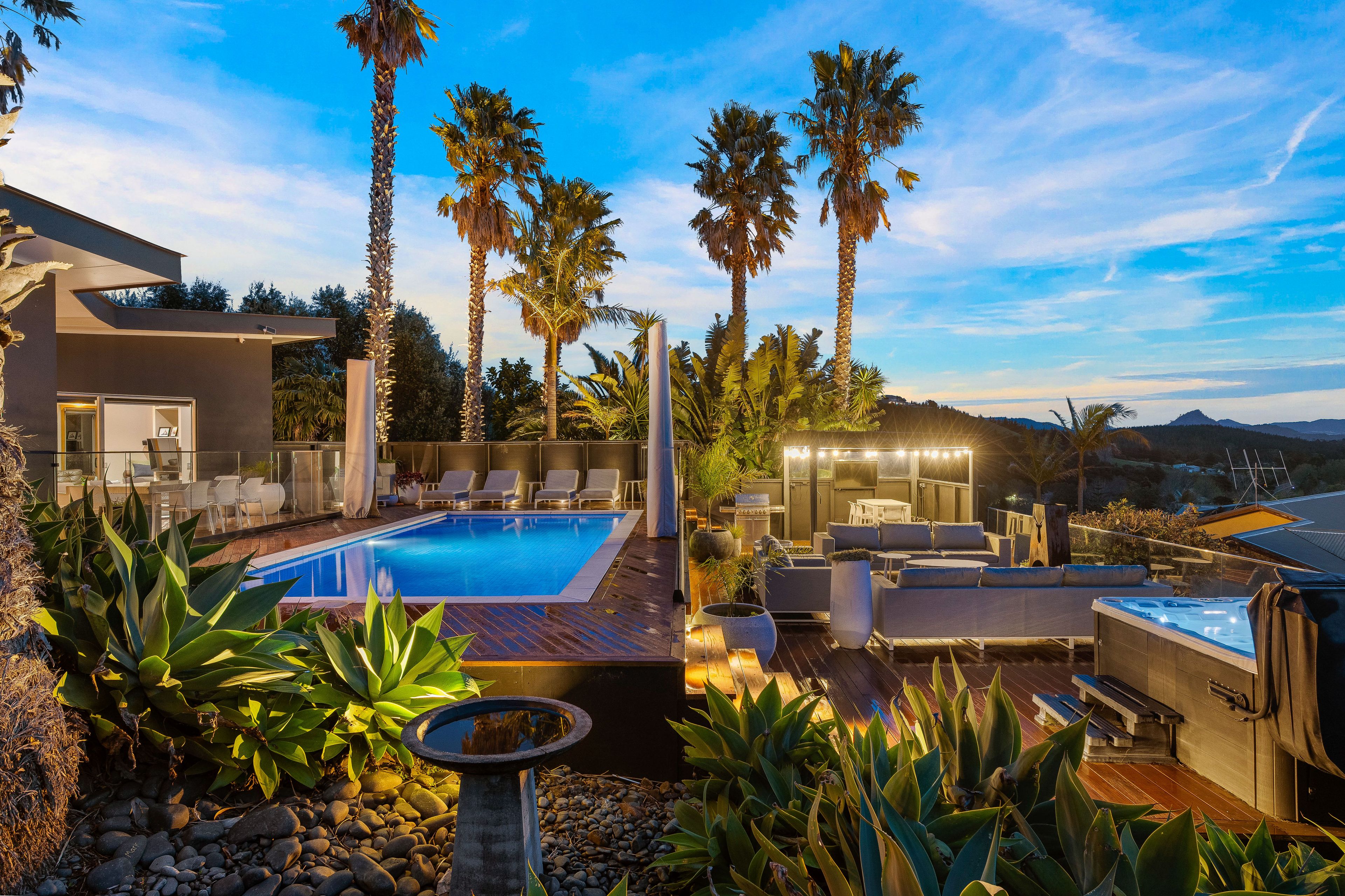 17 Governors Heights, Whangamata, Thames Coromandel District
