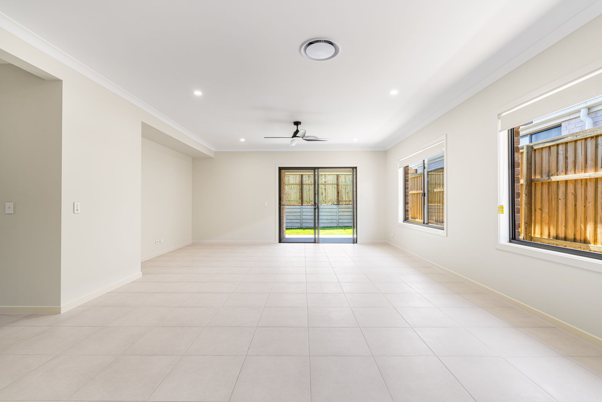10 Thyme Street — photo 3 of 17