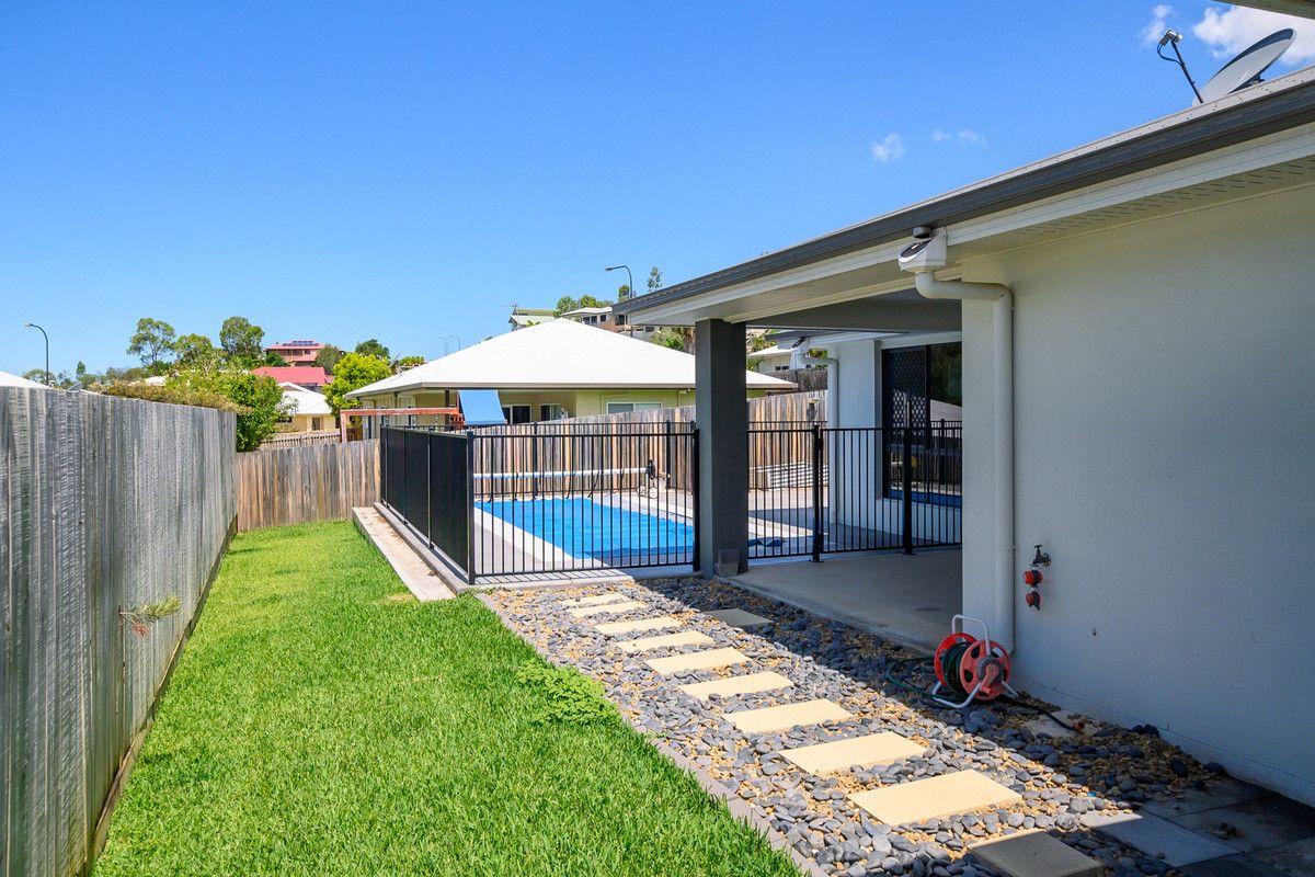 12 Takoko Place, Kirkwood, QLD 4680