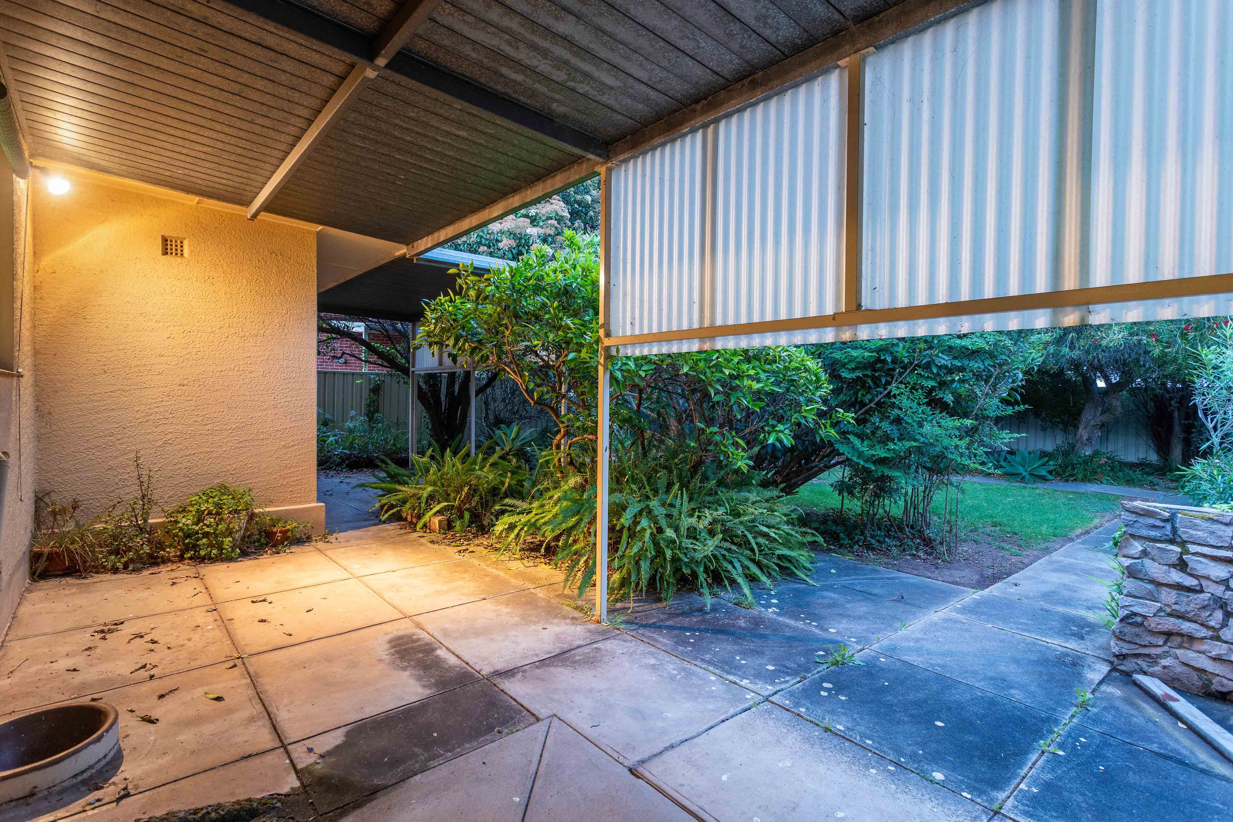 8 Samson Avenue — photo 14 of 16