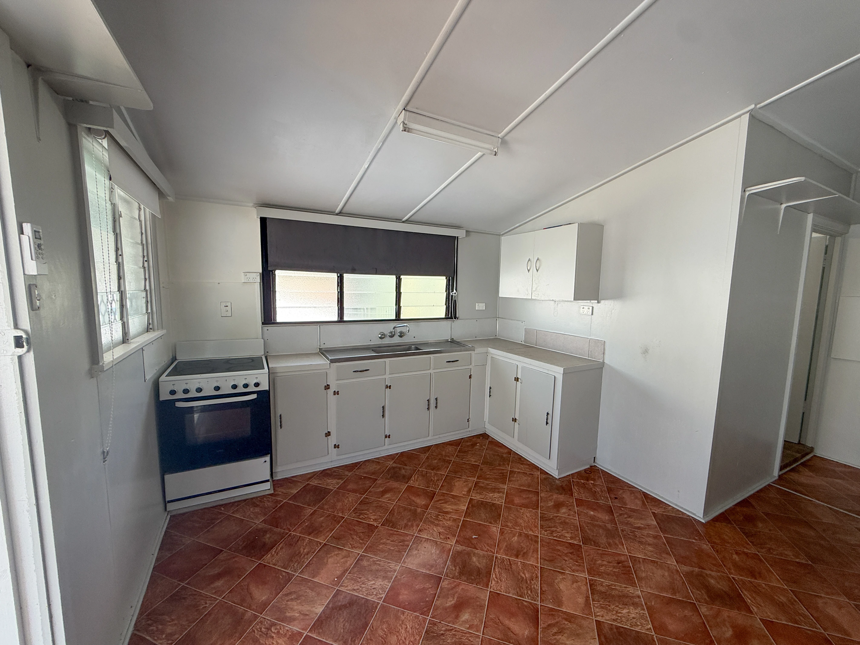 3/8-10 Bruce Parade, Lucinda, QLD 4850