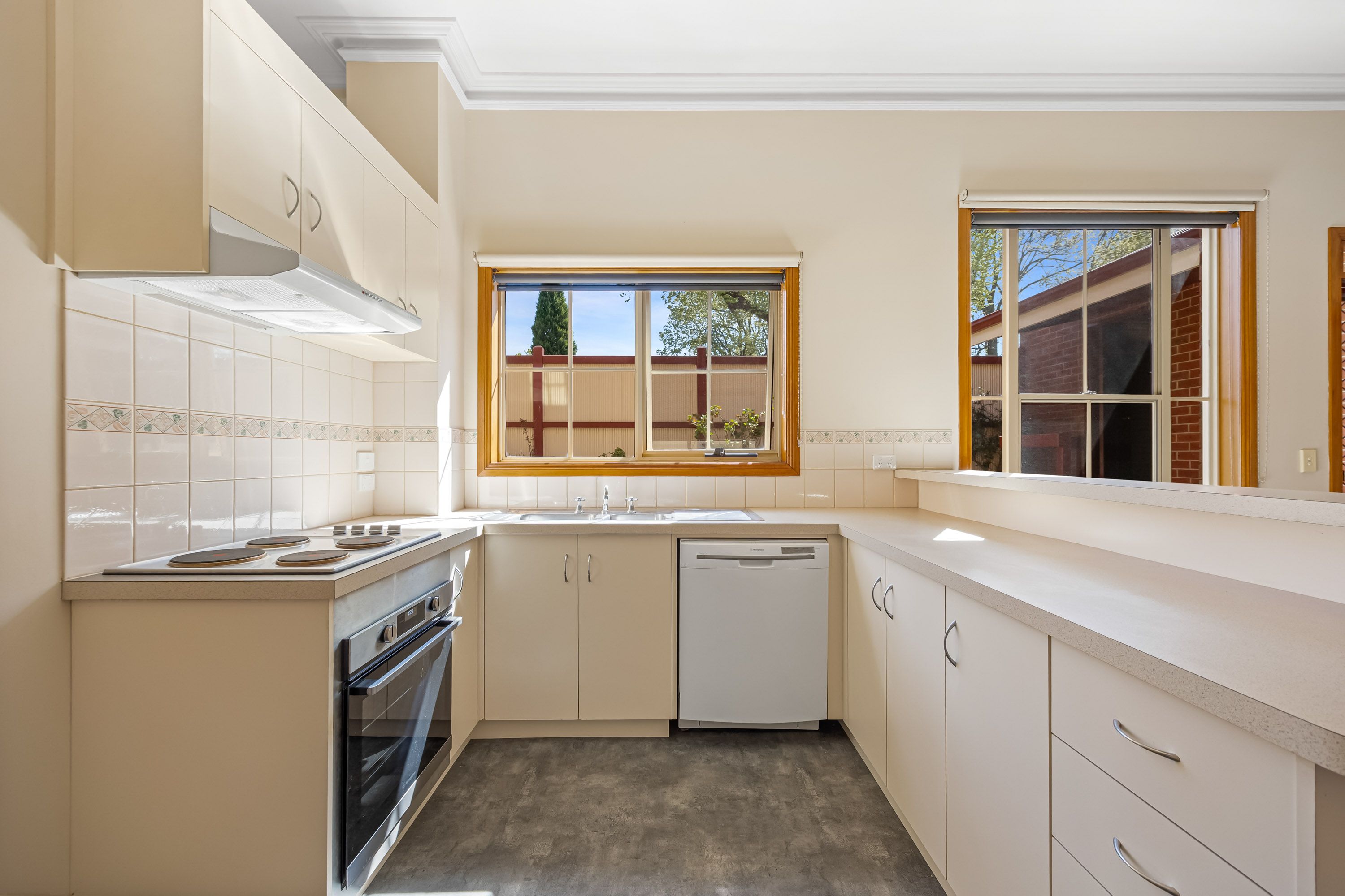 432 Neill Street — photo 4 of 11