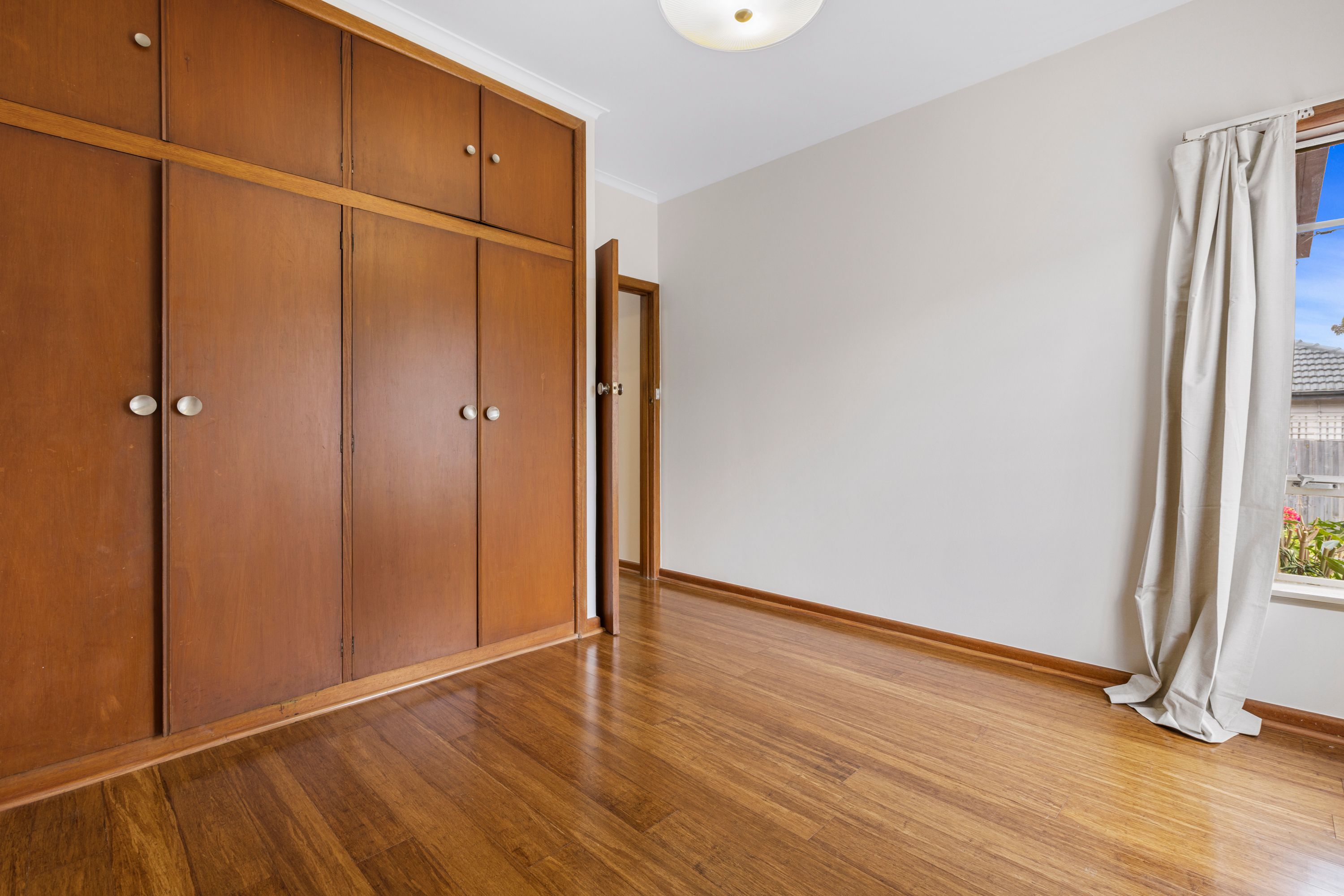 39 Price Avenue — photo 7 of 9