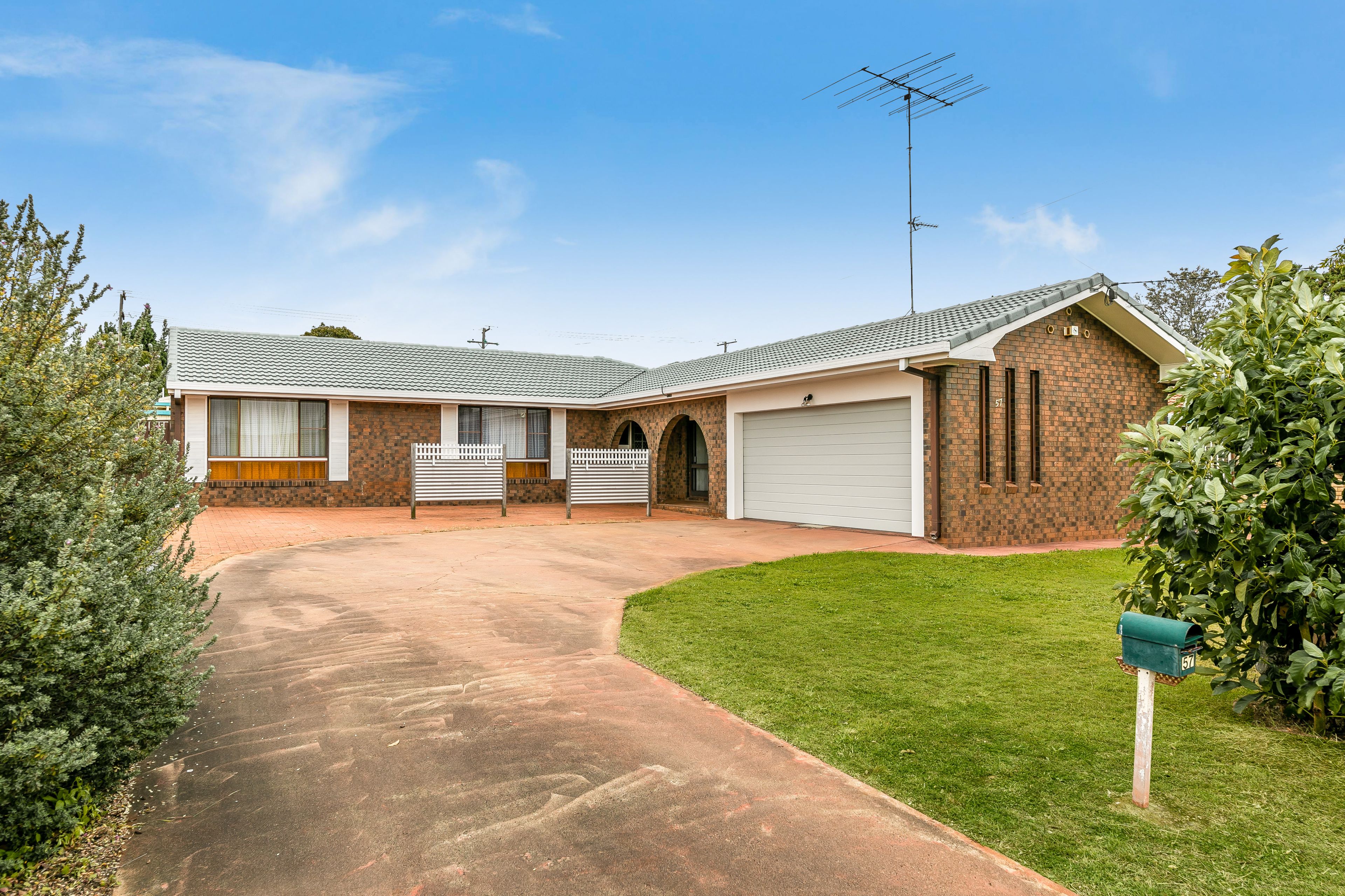 57 Router Street, Wilsonton QLD 4350