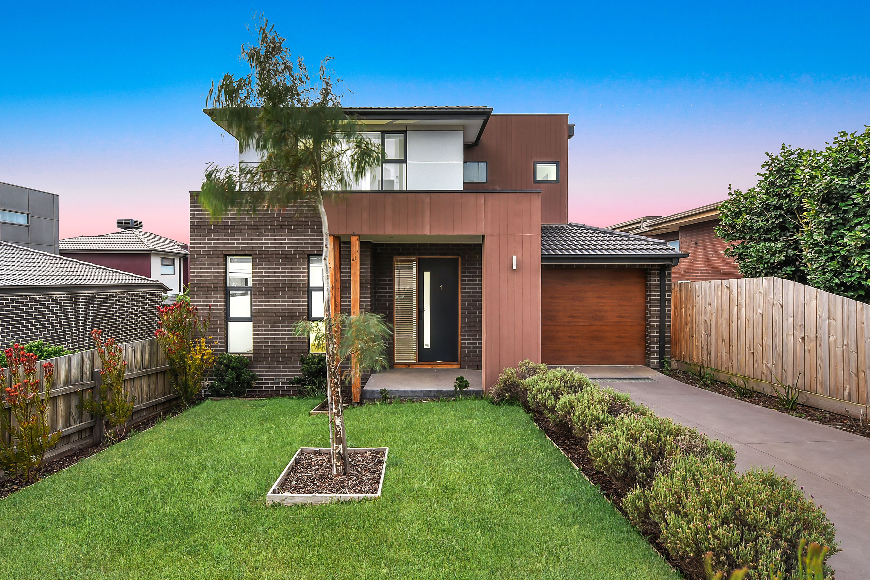 29 Worsley Avenue, Clayton South VIC 3169