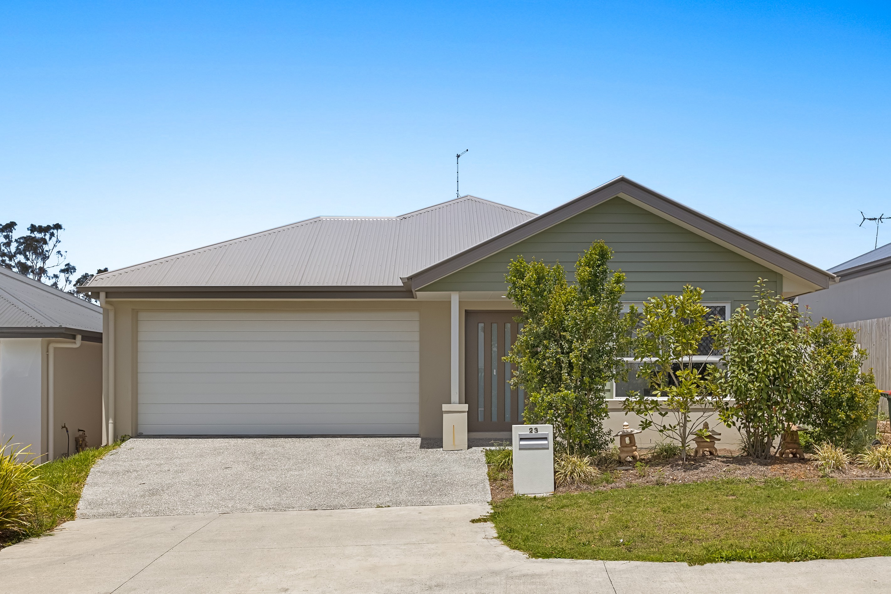 23 Oxford Drive, FLAGSTONE, QLD 4280