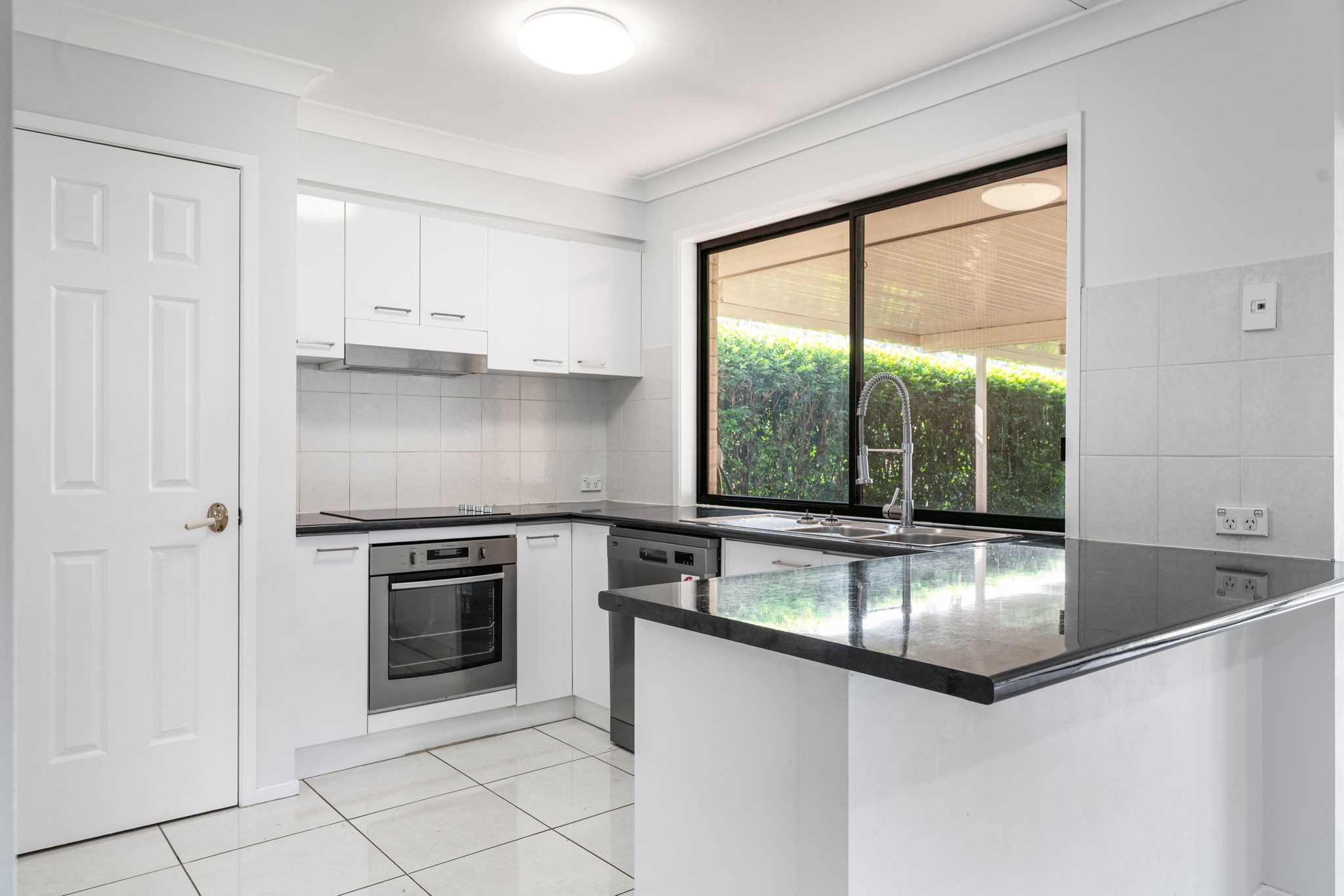 10 Willowtree Drive, Flinders View, QLD 4305