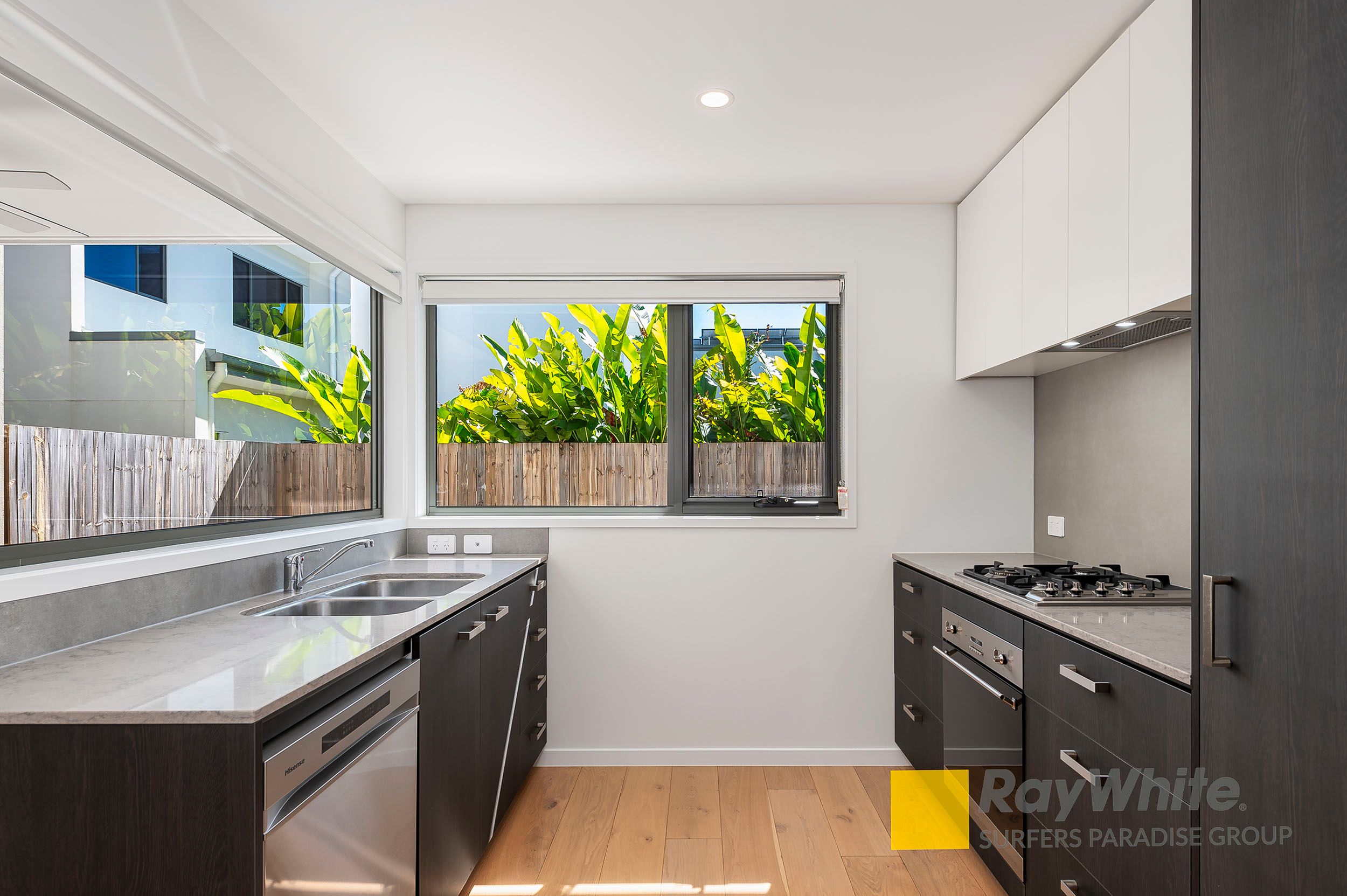 27/1 Lyra Avenue, Hope Island, QLD 4212