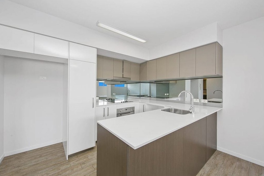 6/17 Carl Street, Woolloongabba, QLD 4102