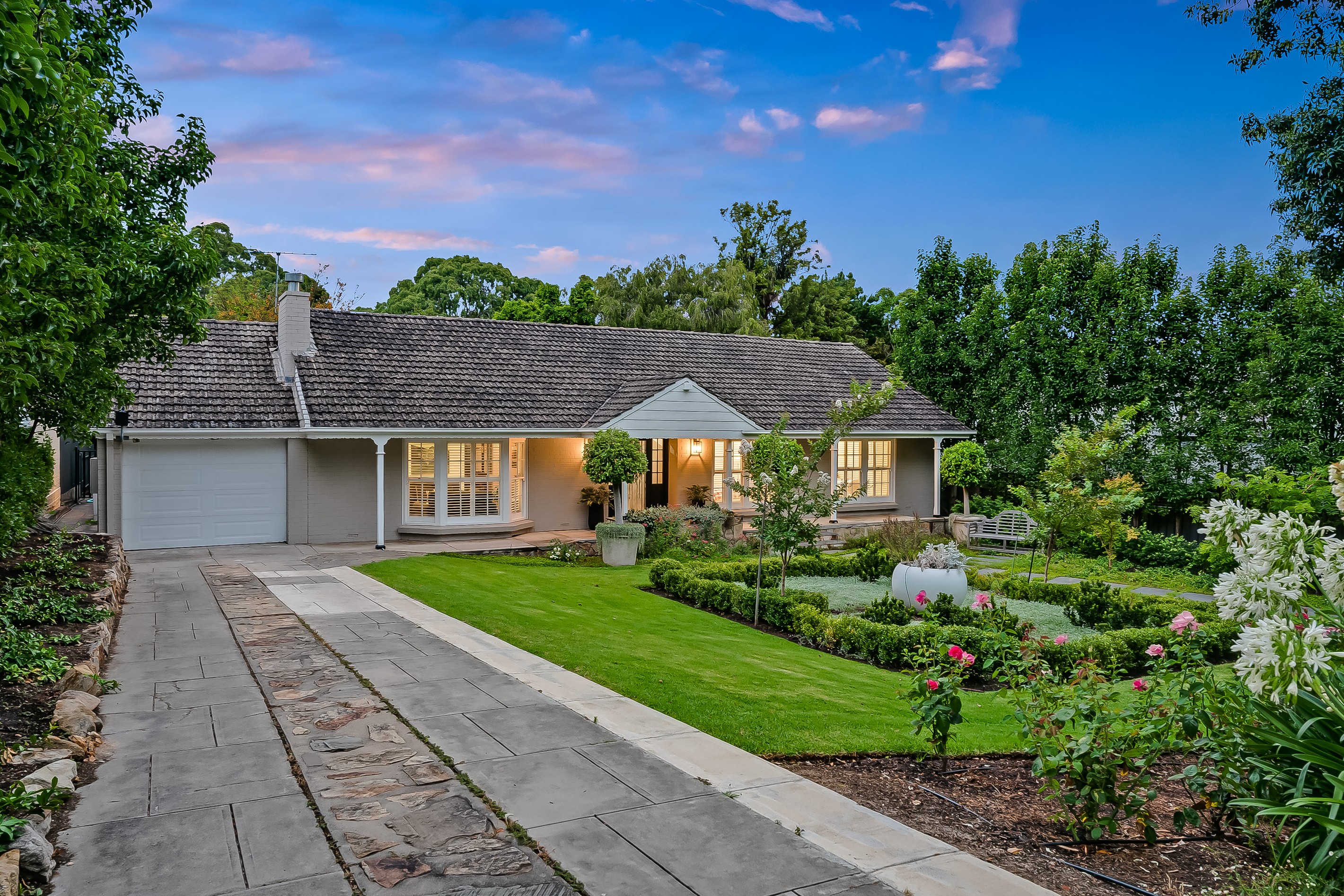 4 Allendale Grove, Stonyfell, SA 5066